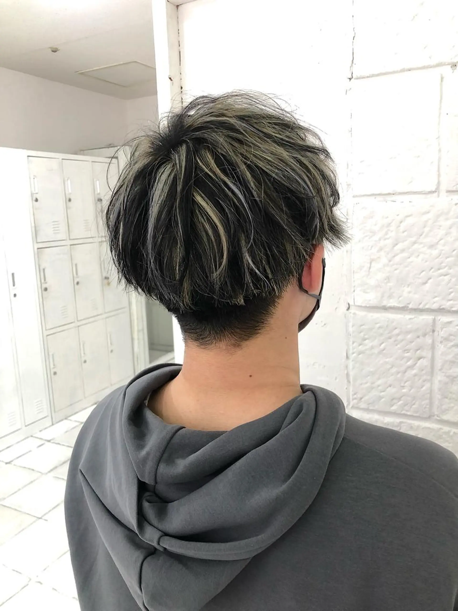 ショート カラー メンズ メンズハイライト ハイライトカラー ハイライト ヘアカラー NeF所属・miku🌿‬ パーマ/美髪矯正🌿のヘアスタイル