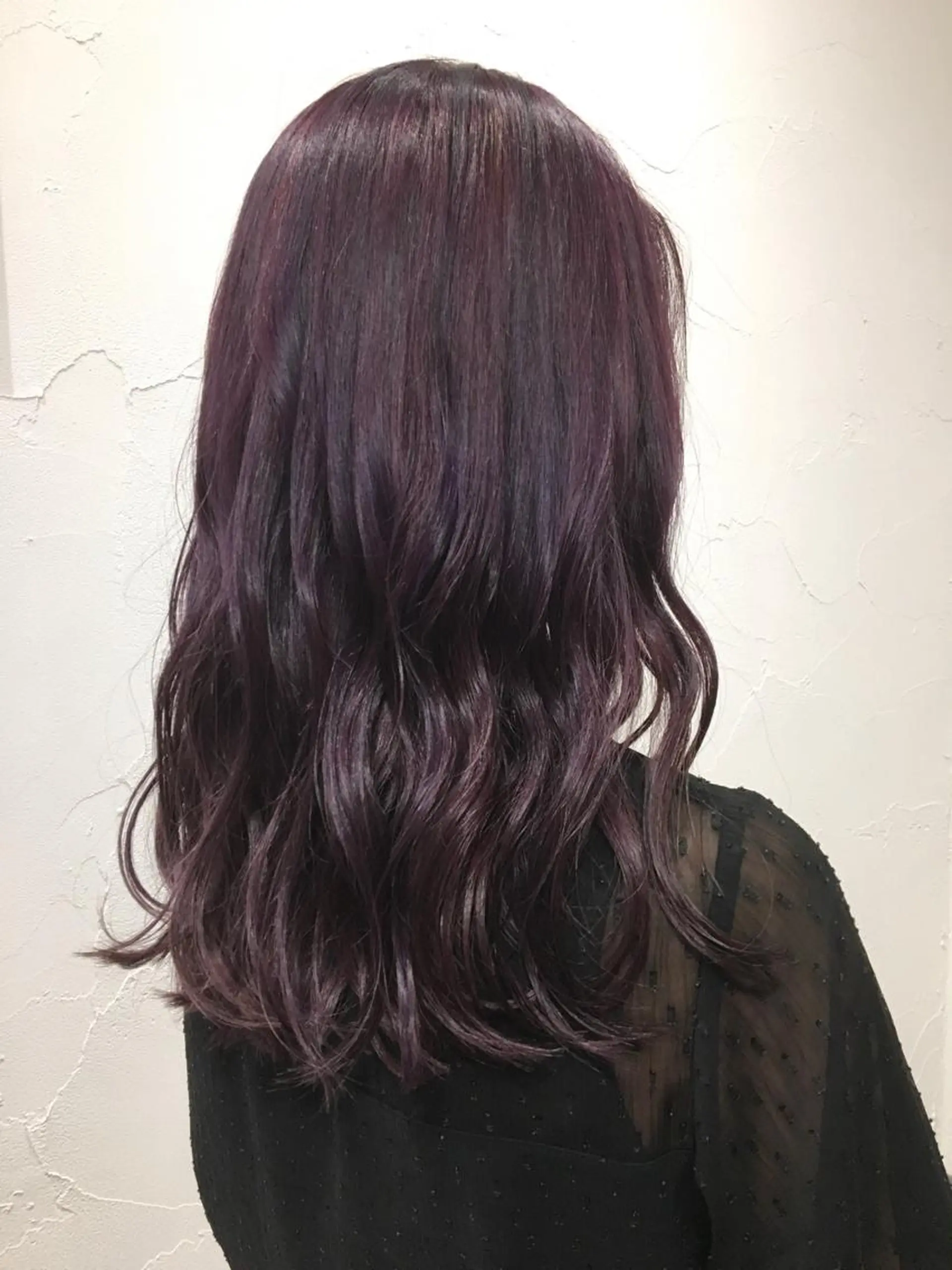 セミロング カラー 透明感カラー ダブルカラー パープルカラー 鈴木 咲輝のヘアスタイル