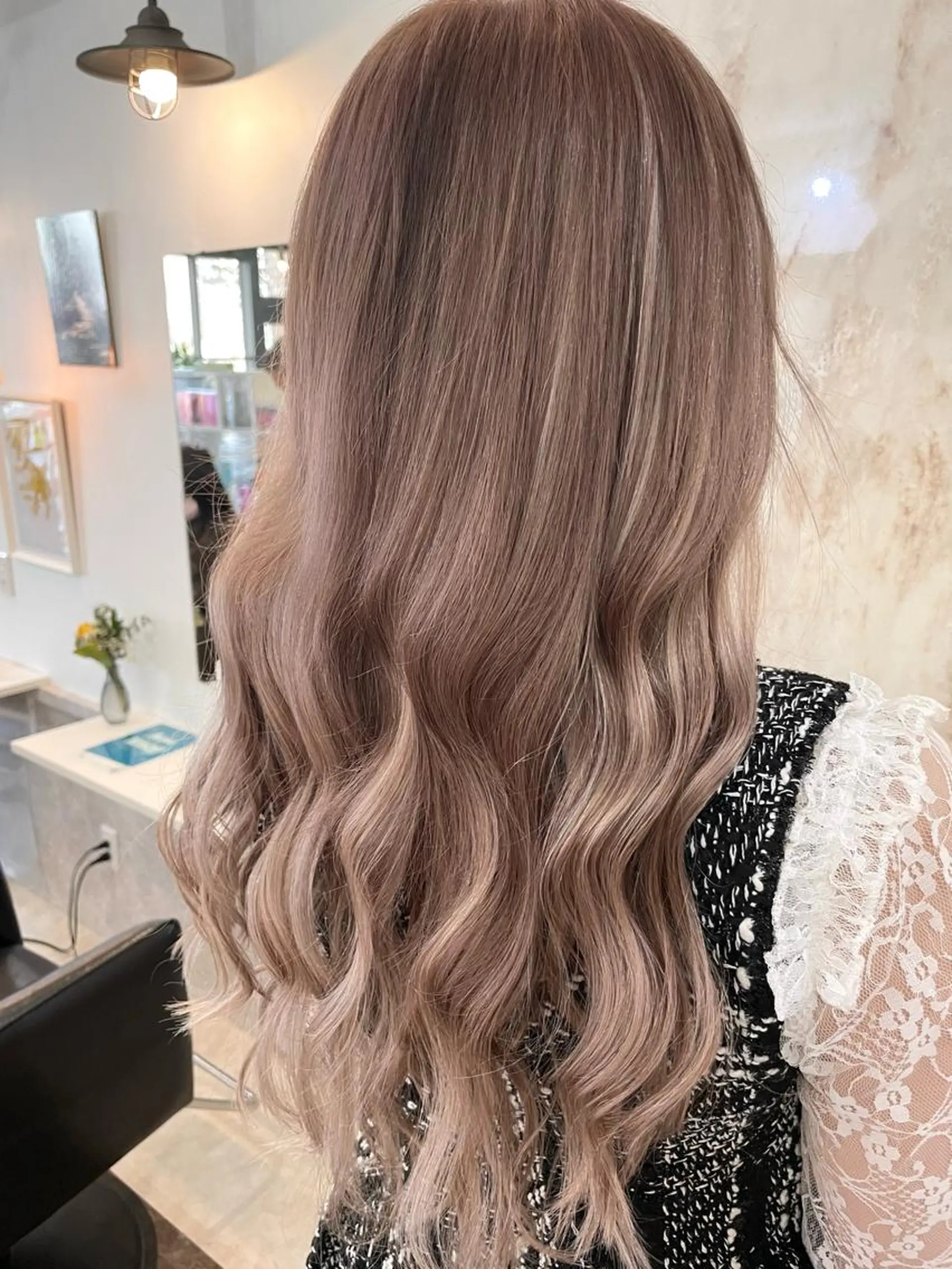 ミディアム カラー パーマ ヘアアレンジ メンズ シールエクステ メンズバレイヤージュ メンズブリーチ メンズハイライト メンズインナーカラー 🦋高瀬寛菜🦋 韓国/ブリーチのヘアスタイル