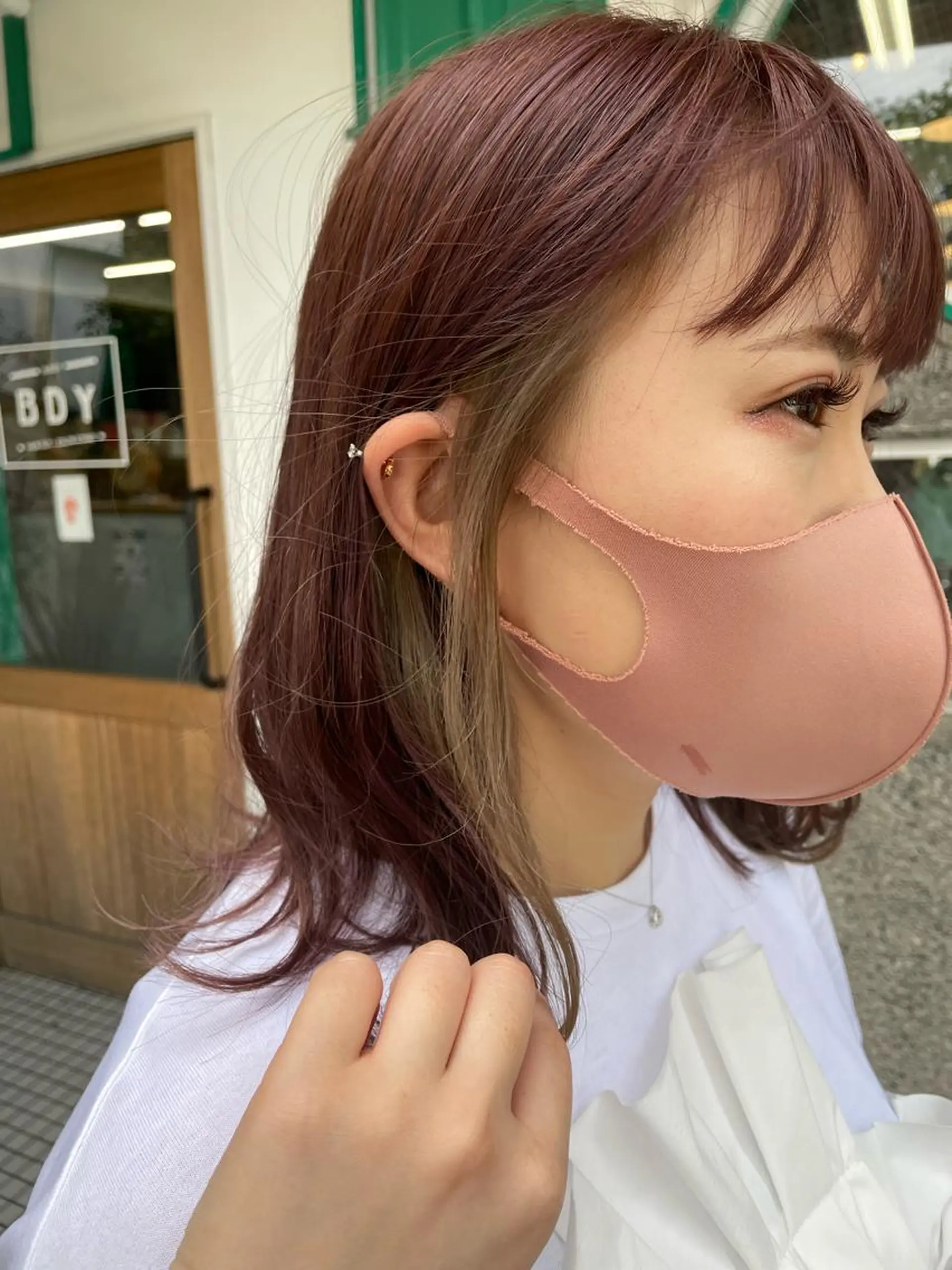 セミロング カラー ベージュカラー イヤリングカラー ‪ ヘアーラボ ハチHAIR RABO HACHI所属・高山 妃のヘアスタイル