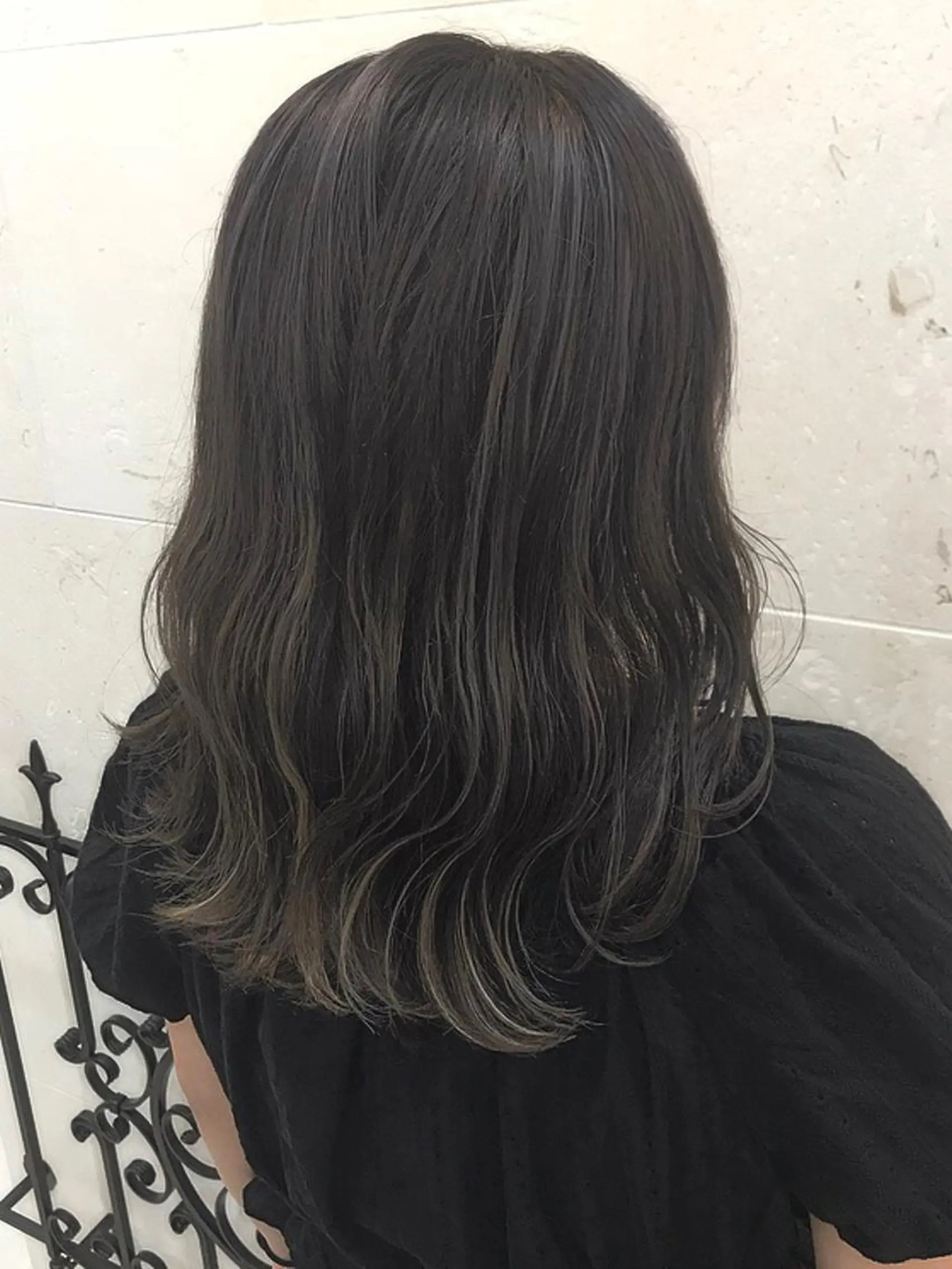 セミロング カラー 💘カラー人気Ｎｏ. １💘SAYAのヘアスタイル