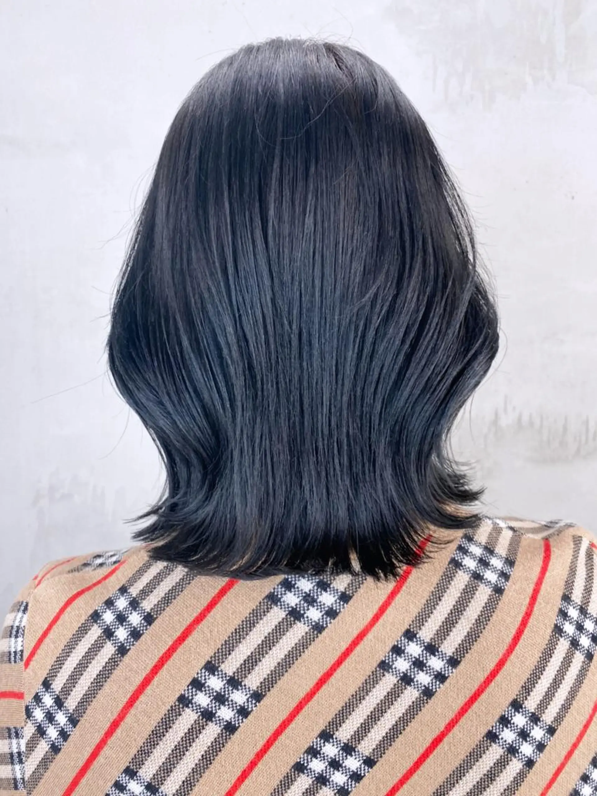 カラー パーマ ヘアアレンジ 黒髪 ブルーカラー ブルーブラック ITbyALBUM 浦和店のヘアスタイル