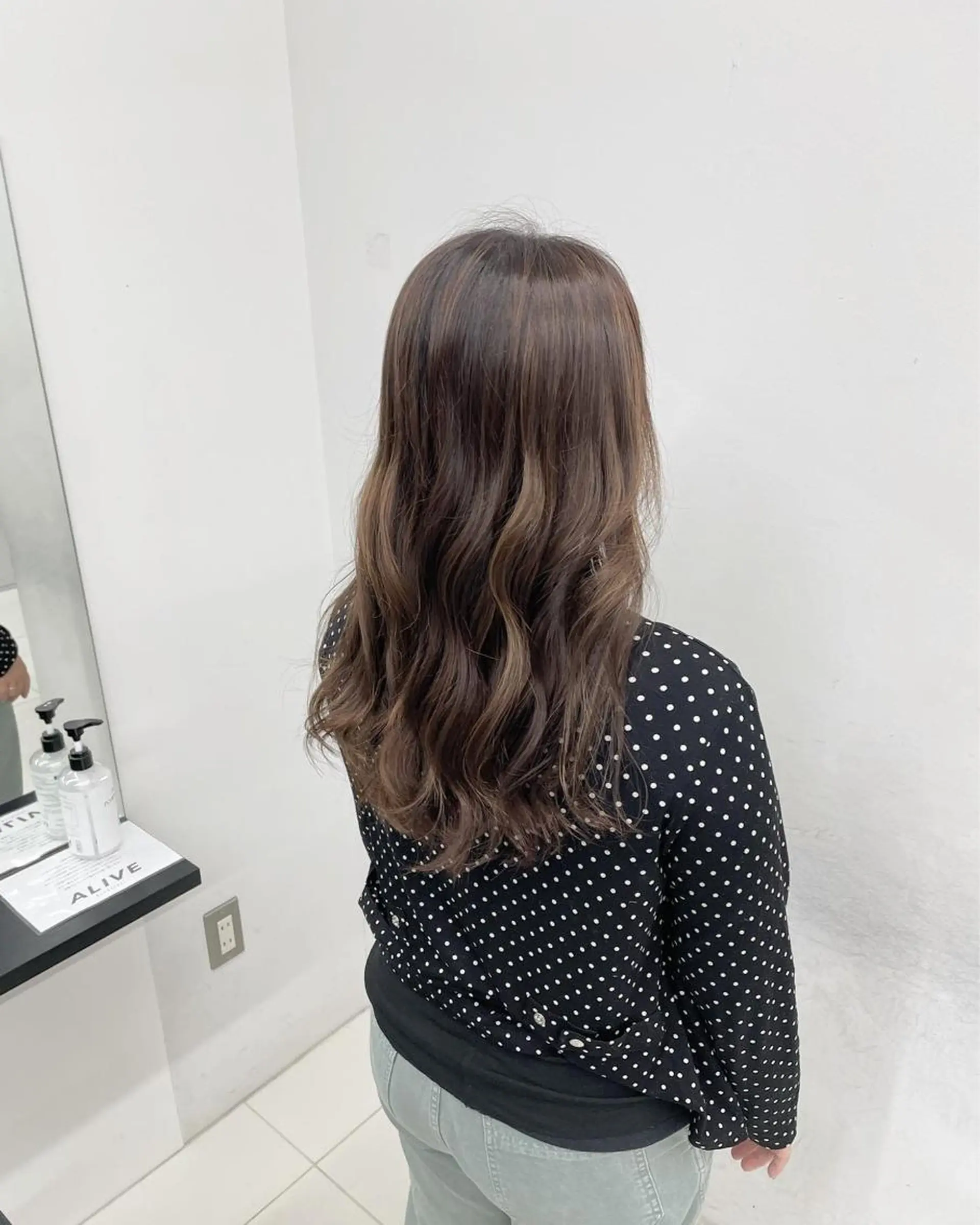 ミディアム カラー ハイライトカラー ハイライト 学生 ⭐️無料！カット モデル募集⭐️夕貴のヘアスタイル