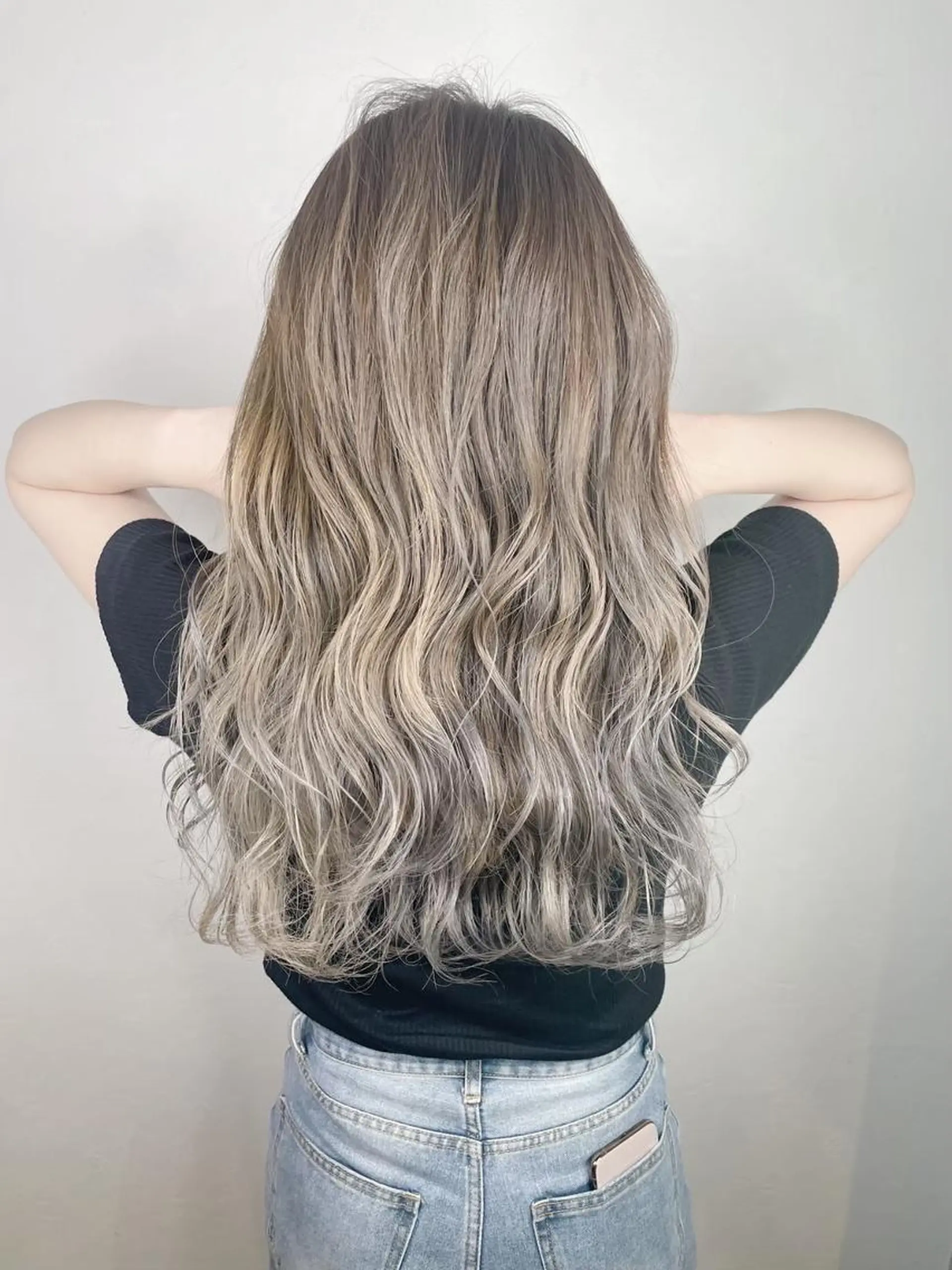 ロング カラー ダブルカラー グラデーションカラー ハイライトカラー イルミナカラー インナーカラー BUCKS【天王寺】 バックス【駅30秒】のヘアスタイル