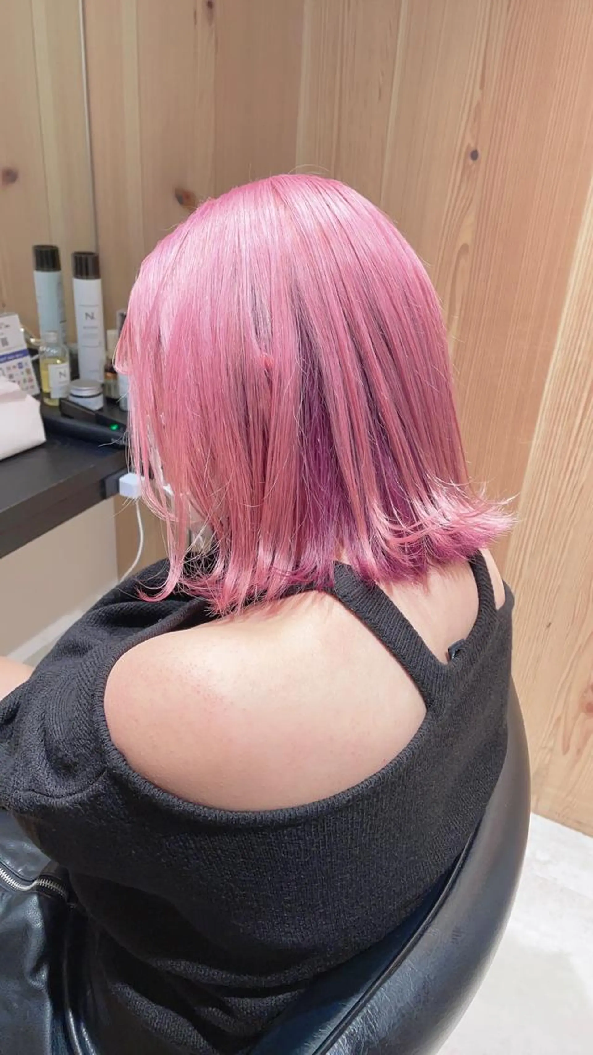 カラー ブリーチ ピンクカラー ヘアカラー トリートメント 渋谷:インナーカラー ／🍒エリカ🍒のヘアスタイル
