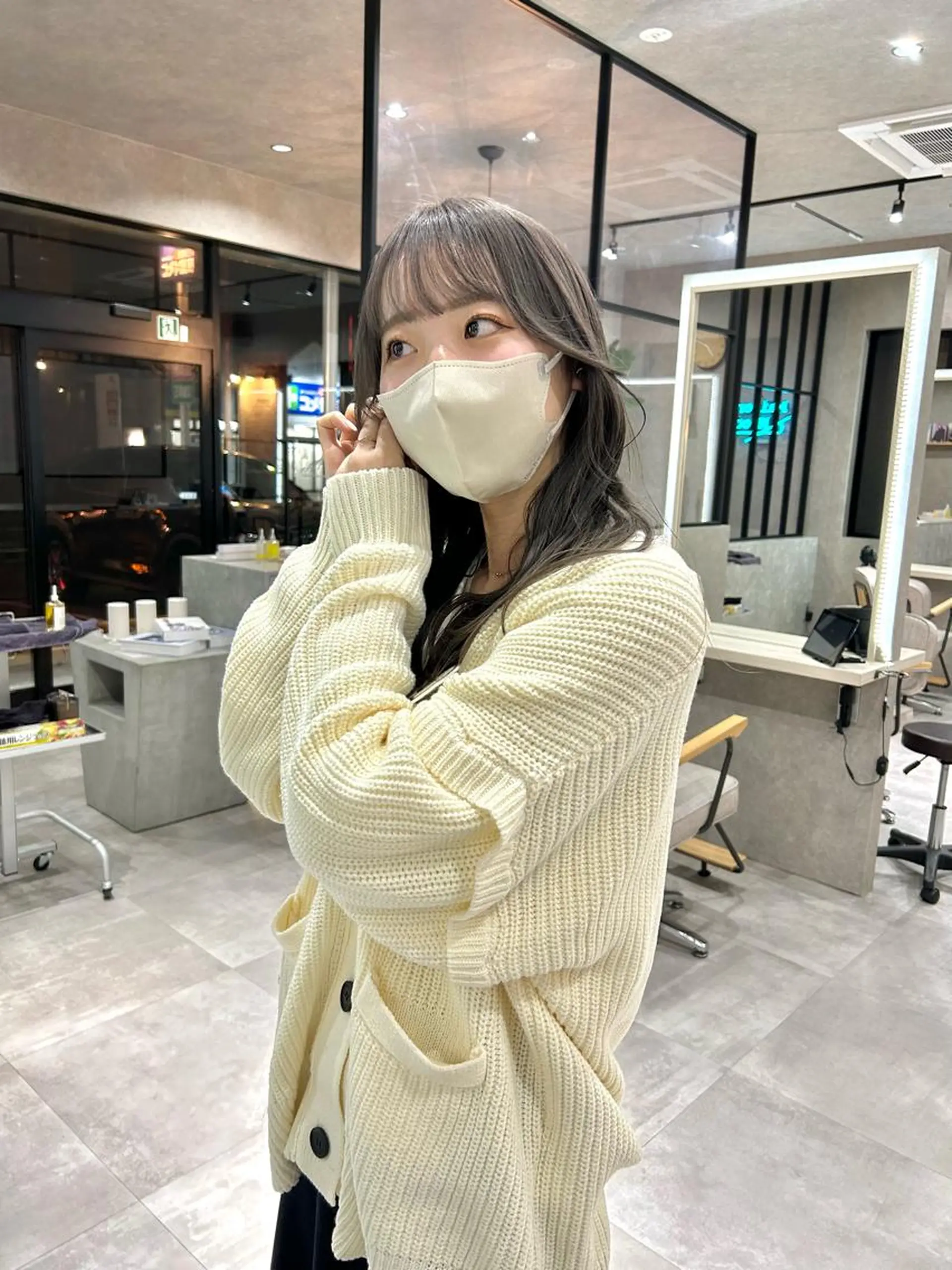 ミディアム カラー カット ヘアカラー トリートメント mood tatemachiのヘアスタイル