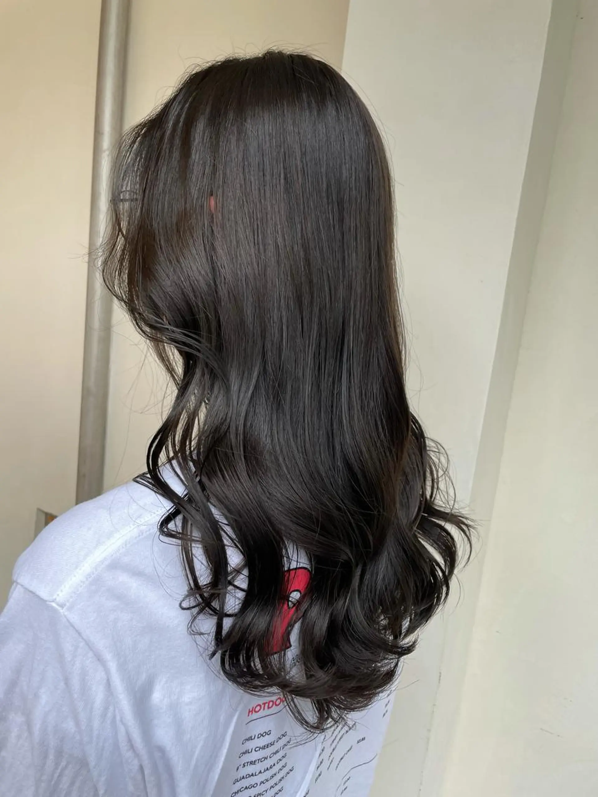 セミロング 栗林 茉那のヘアスタイル