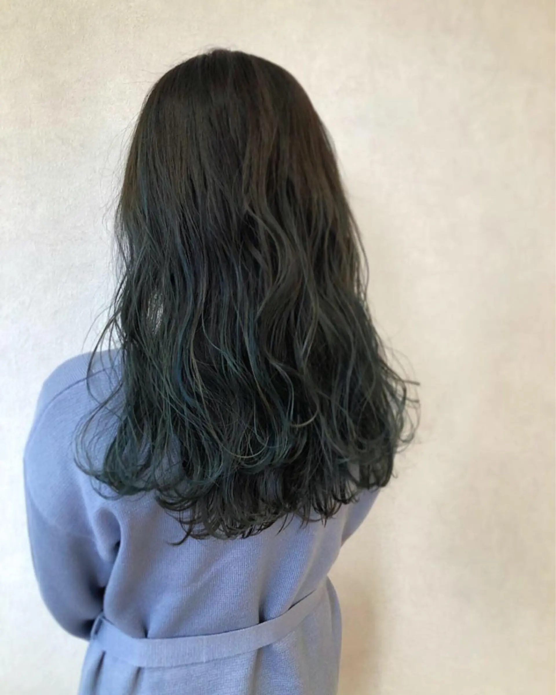 セミロング カラー ブルーカラー ニュアンスカラー🫧 加納のヘアスタイル