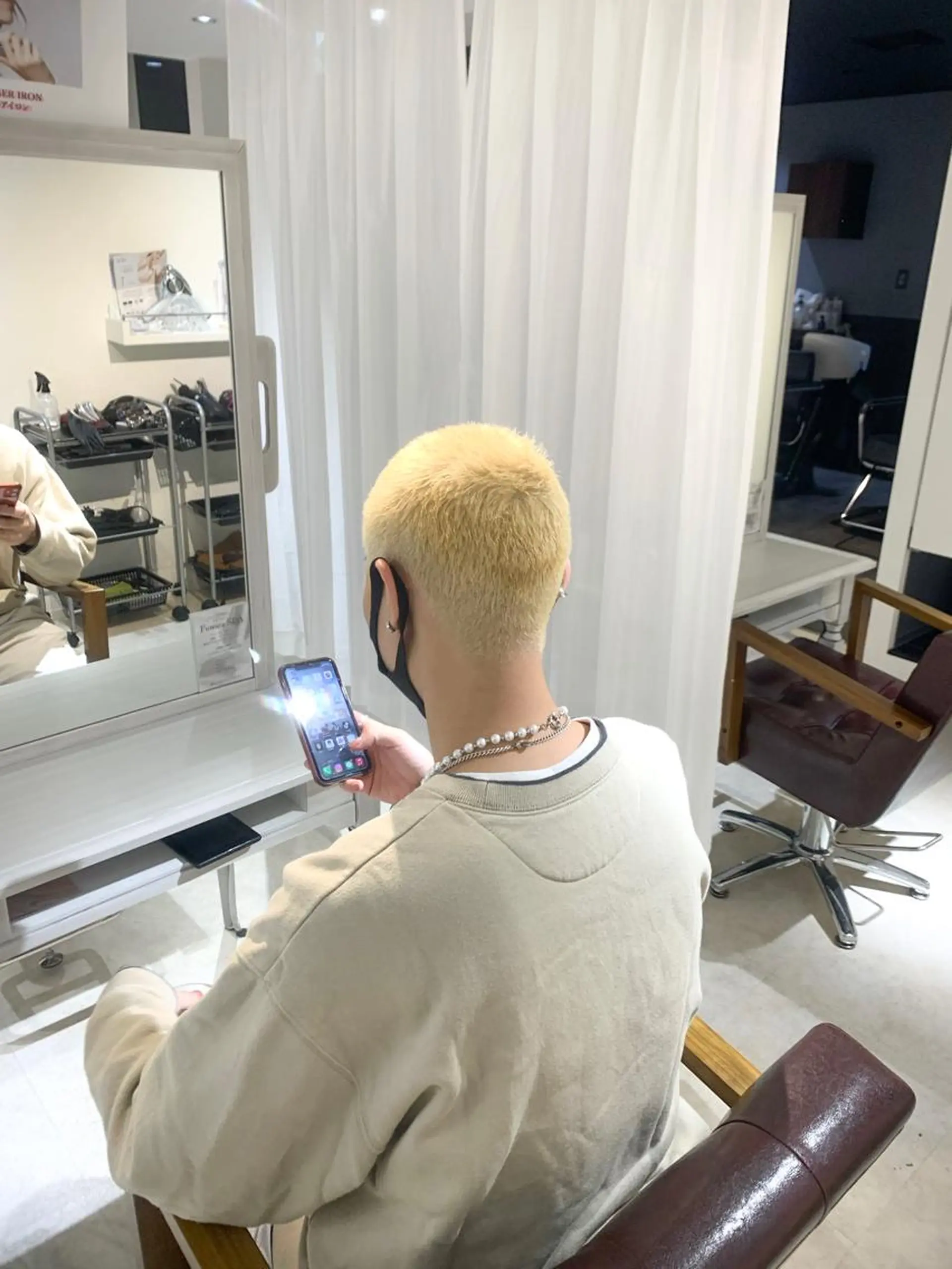 ショート カラー ブロンド 縮毛矯正とレイヤー /杉村凜汰郎のヘアスタイル