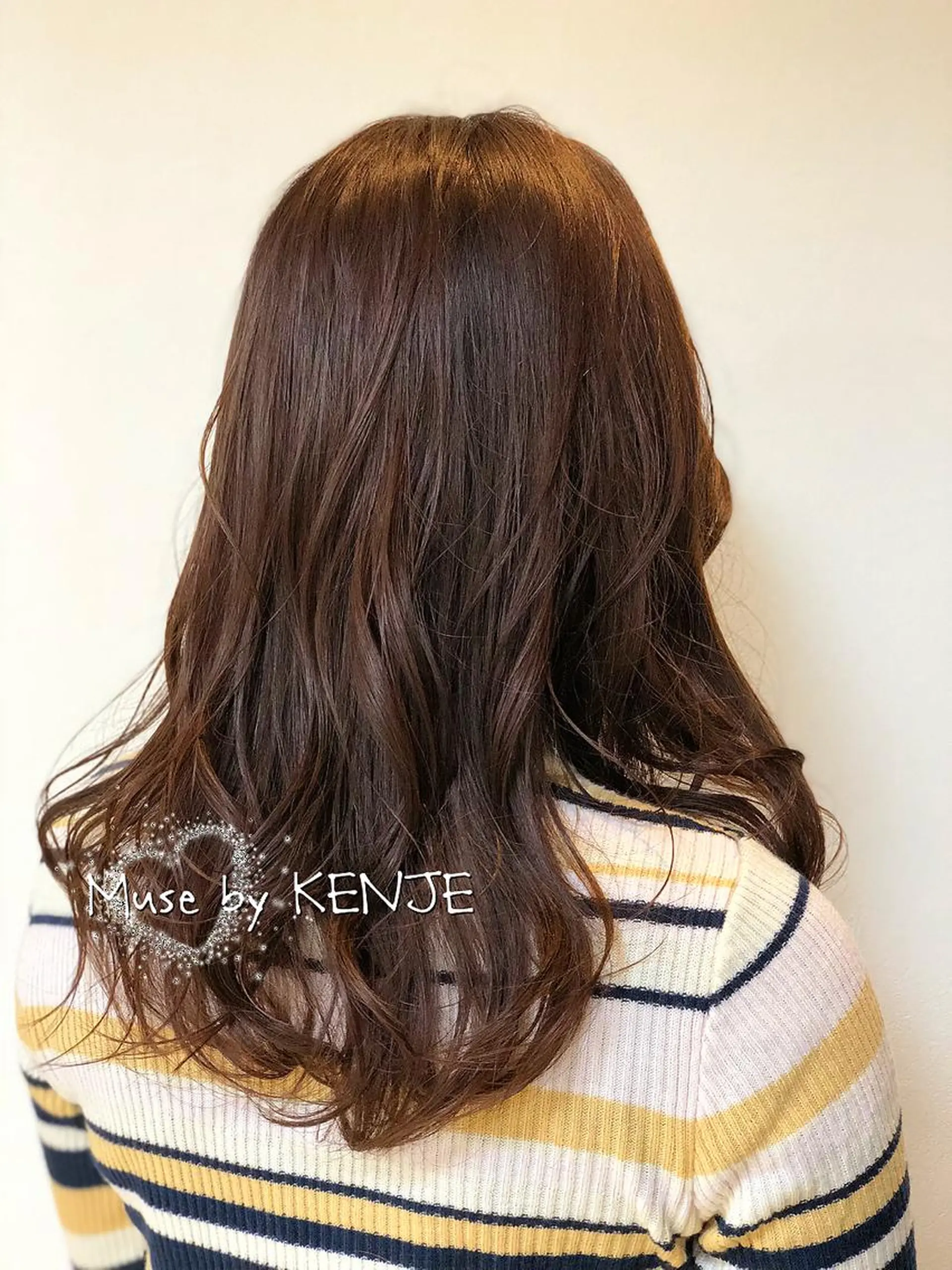 ロング うる艶レイヤーカット hinakoのヘアスタイル