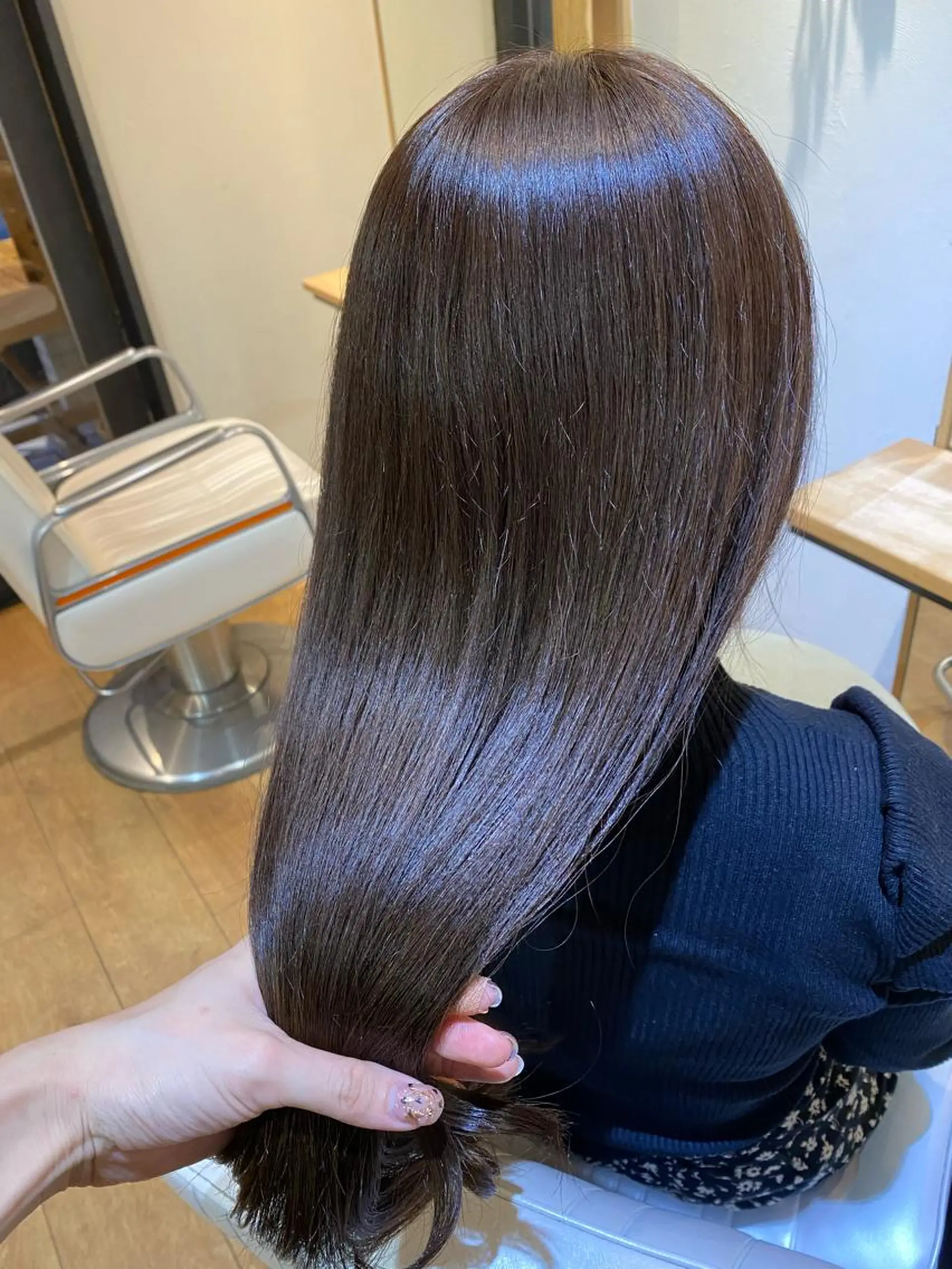 ロング カラー トリートメント カット ヘアカラー トリートメント newi 京橋 【yuuki】のヘアスタイル