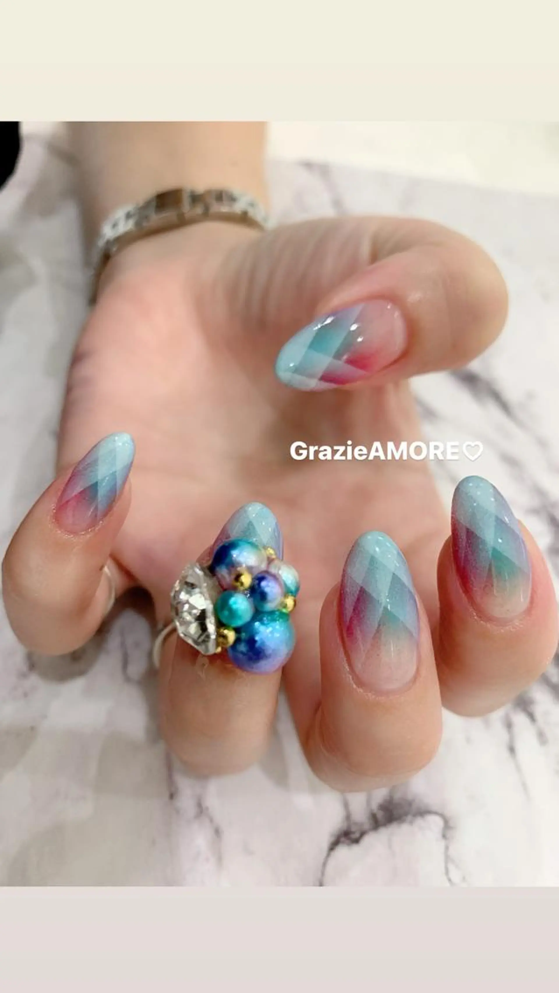 ネイル Grazie AMOREのネイルデザイン