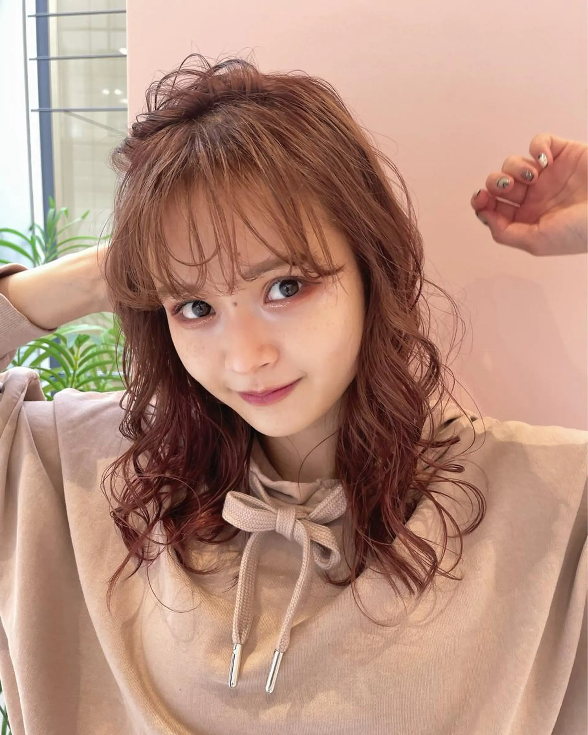 ミディアム カラー ヘアアレンジ 耳つぼ屋さん ‎🤍りりのヘアスタイル