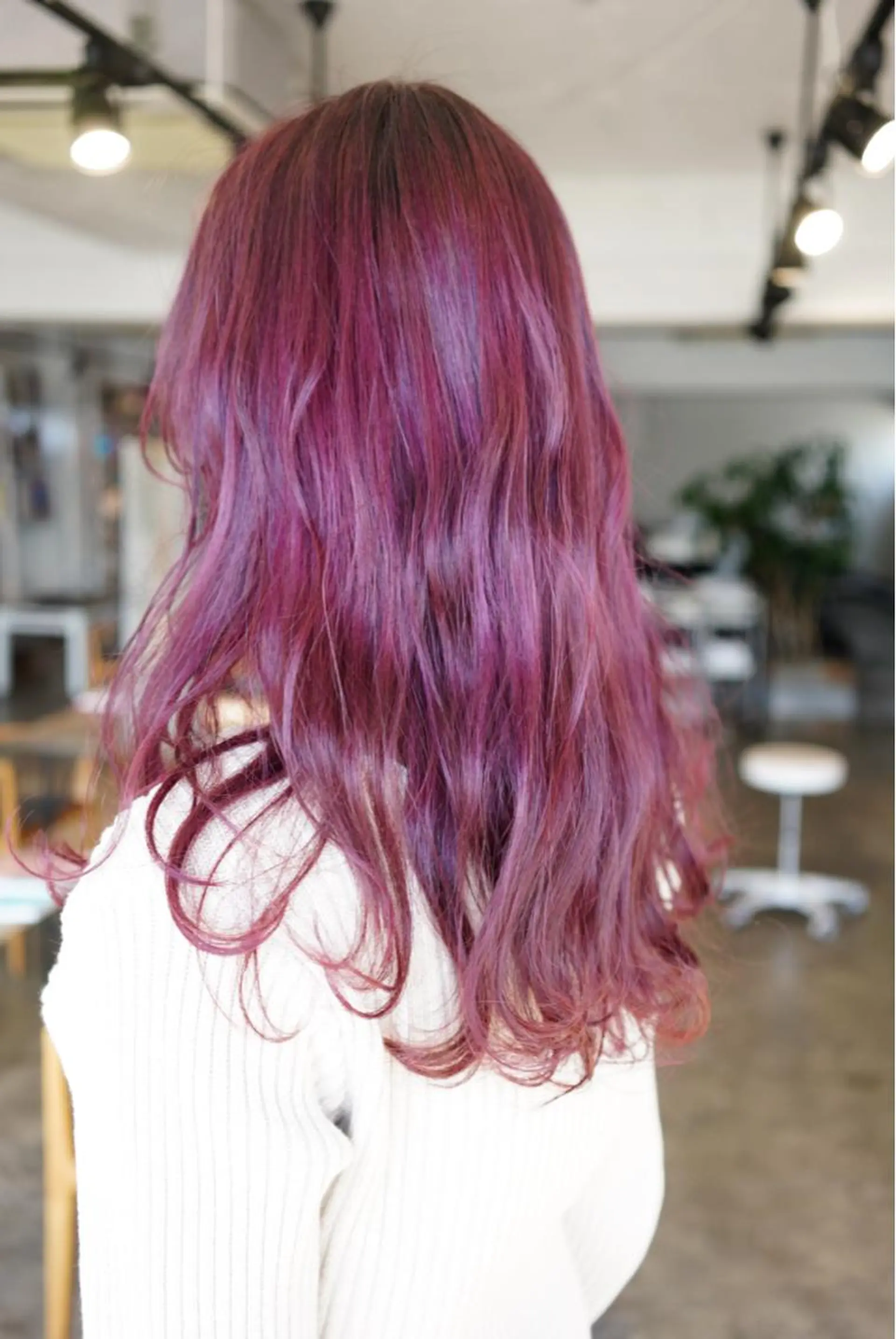 セミロング カラー ピンクカラー ピンクパープル パープルカラー ヘアカラー トリートメント ハイトーン/レイヤー /ケアブリーチ石川治のヘアスタイル