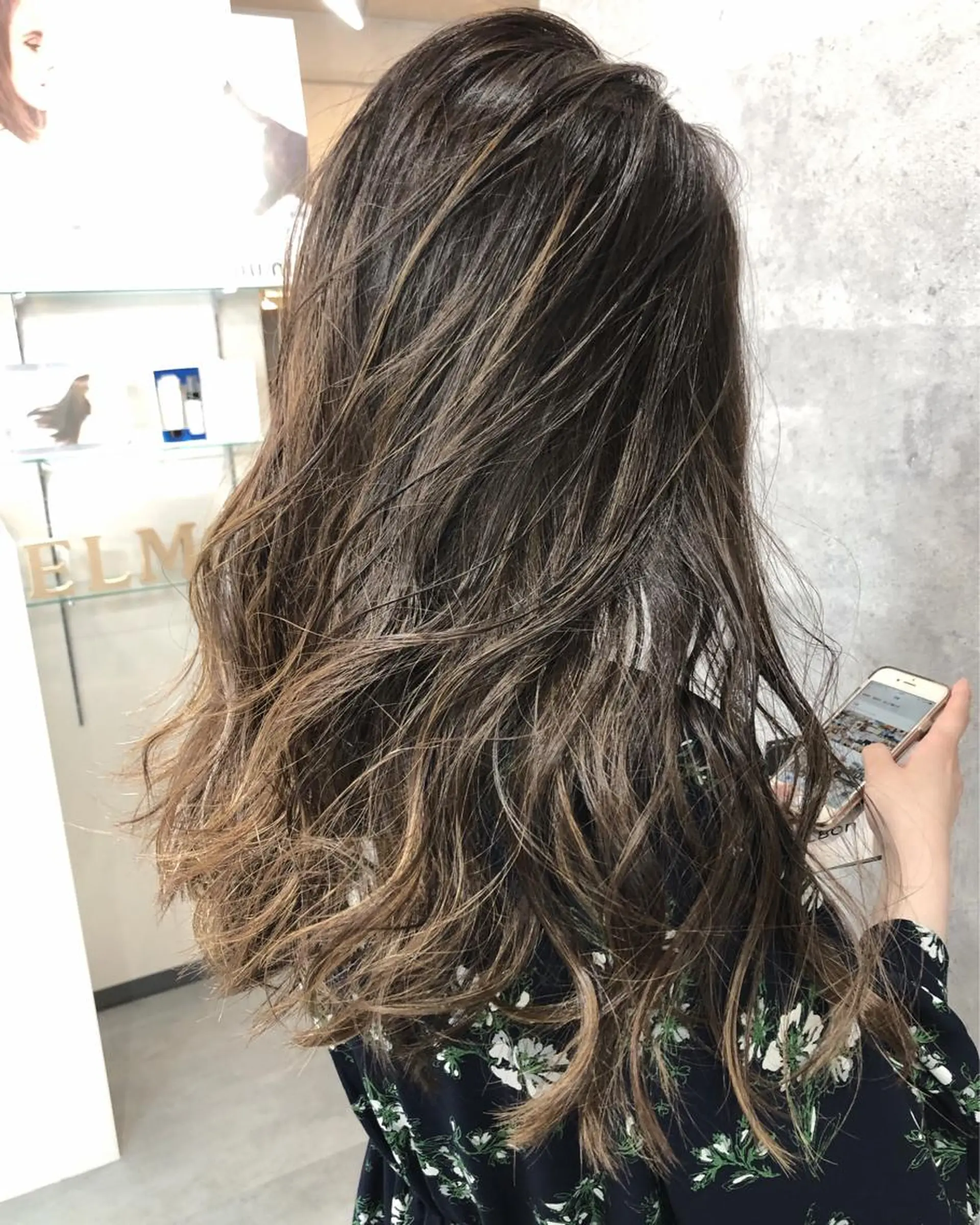 セミロング カラー 髪質改善 中川　翔のヘアスタイル