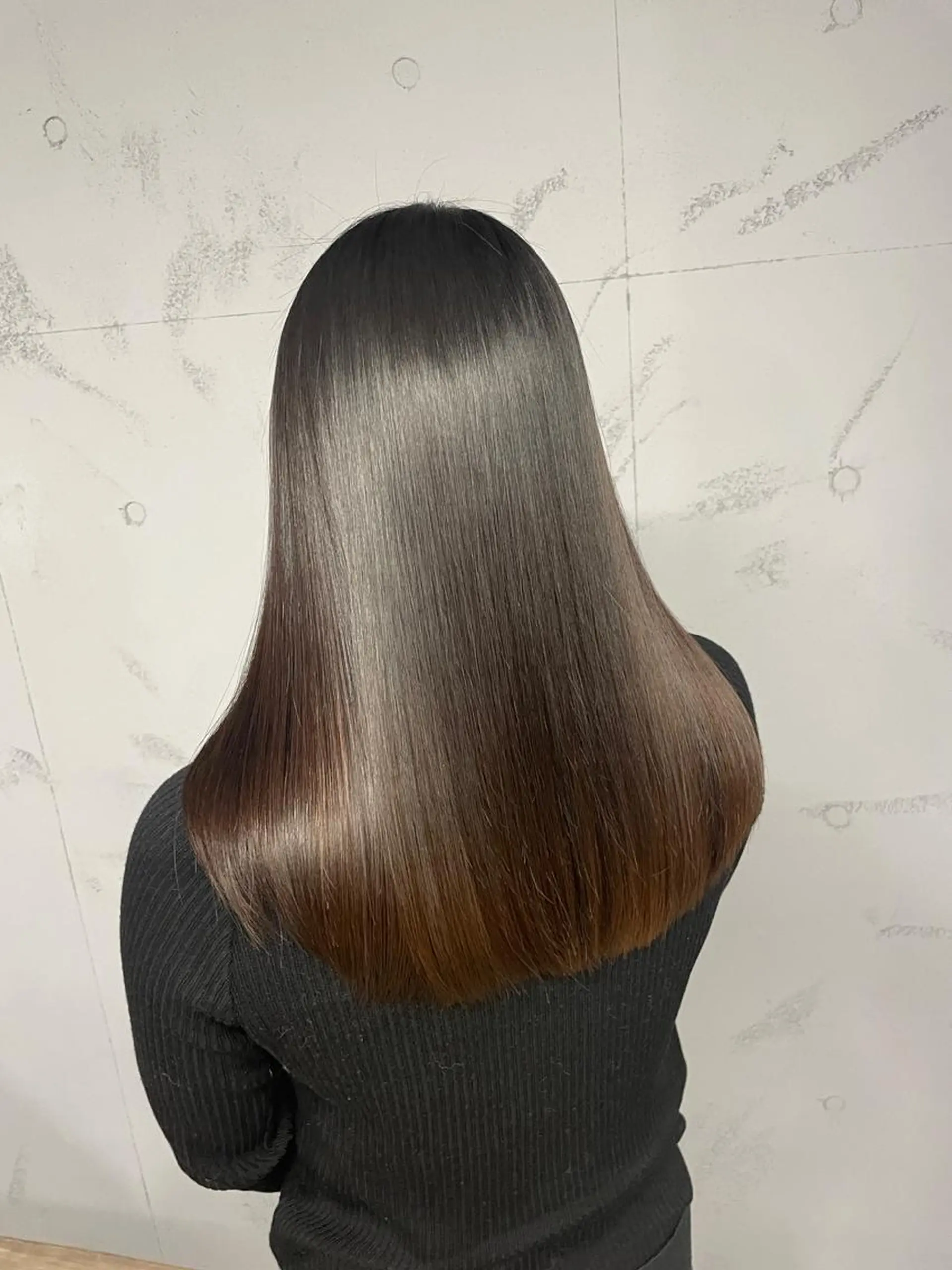 セミロング darts所属・髪質改善･烏丸💠 KAREN💠のヘアスタイル