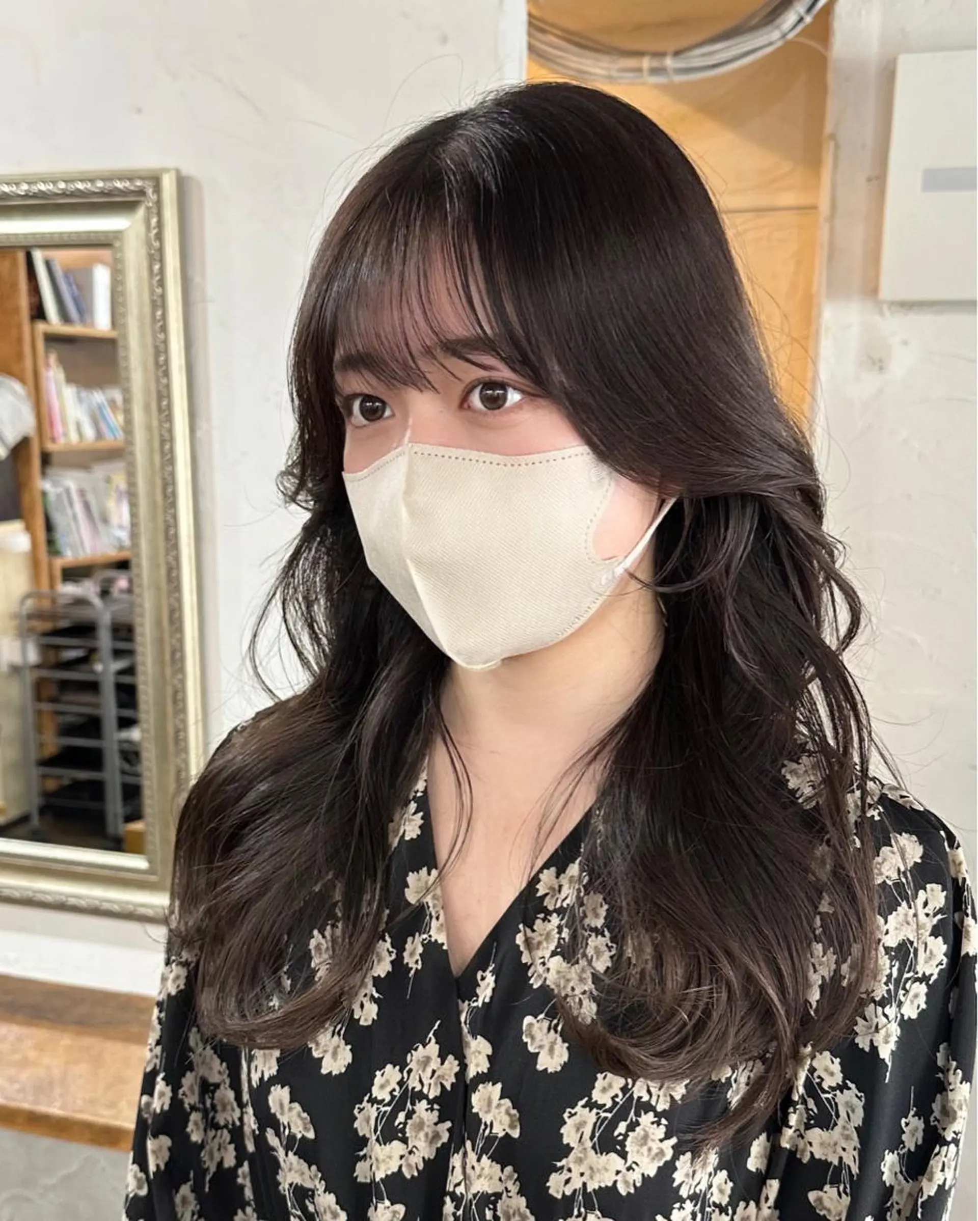 セミロング カラー 切りっぱなしボブ ショートボブ セミロングパーマ バレイヤージュ ベージュカラー カット ヘアカラー トリートメント フリーランス所属・韓国ヘア レイヤー くびれヘアMATSUのヘアスタイル