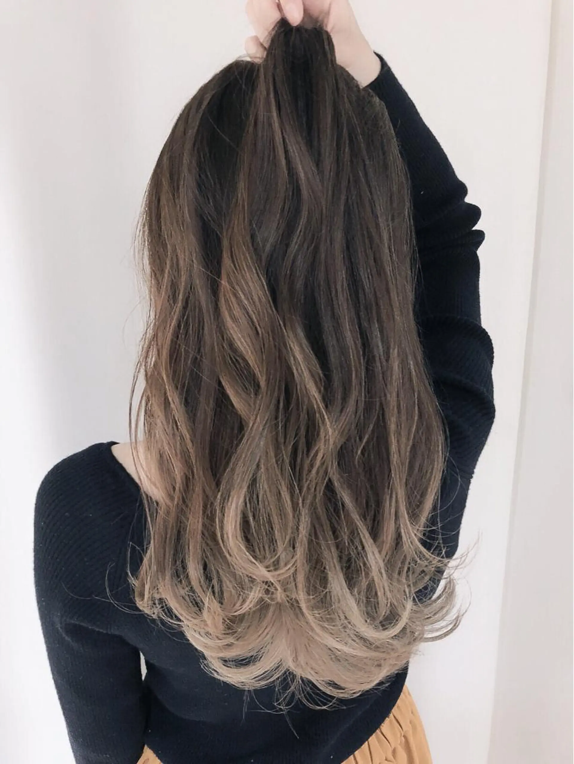 セミロング カラー パーマ ヘアアレンジ アッシュ バレイヤージュ グラデーションカラー グレージュ ハイライトカラー ヘアカラー トリートメント 竹内ケンゴ🇰🇷 EIGHT藤沢のヘアスタイル