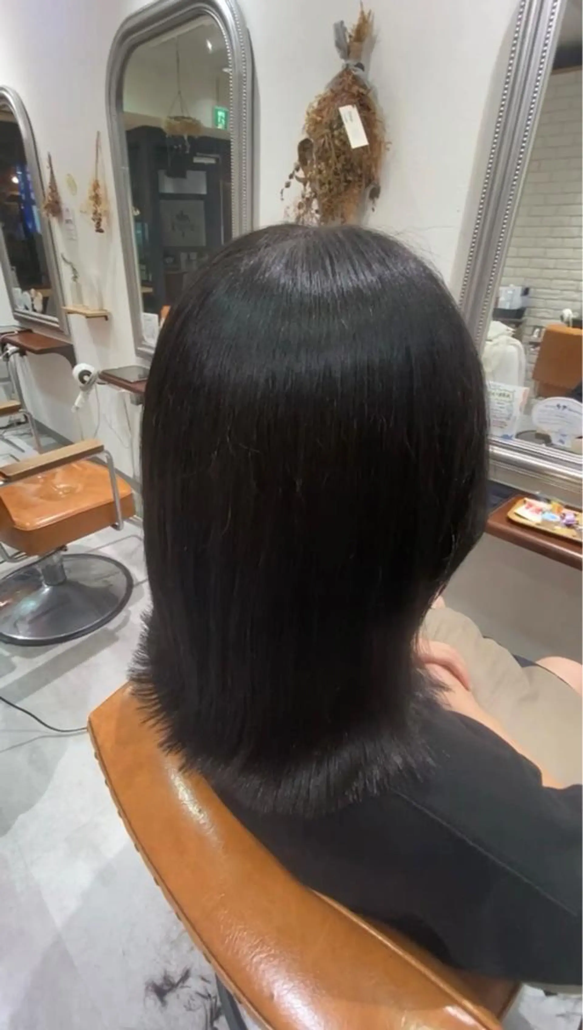 ミディアム カラー Hello Design Coconeel所属・UNJOUR / kannaのヘアスタイル