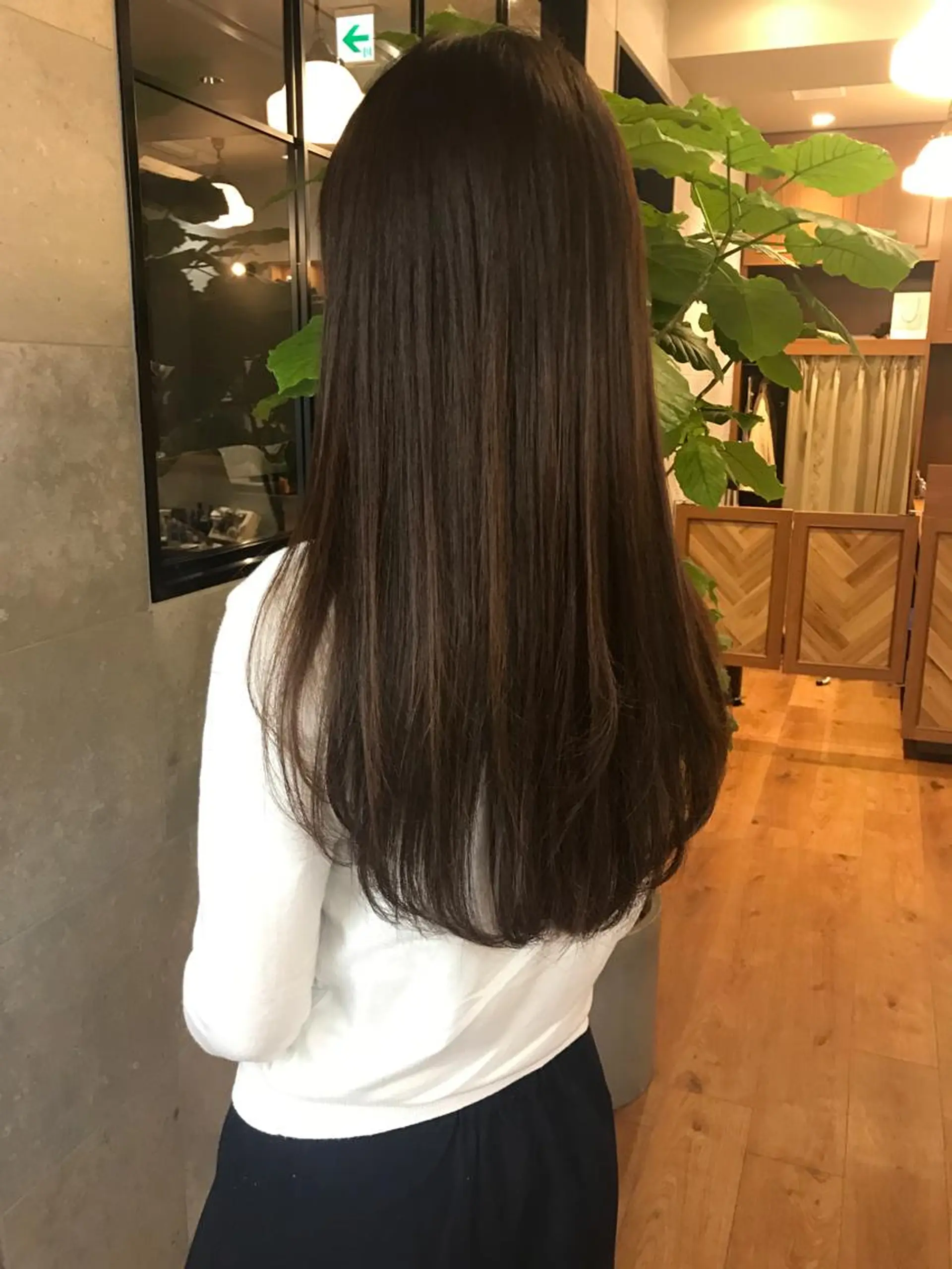 ロング MOOD,所属・開發 智也のヘアスタイル