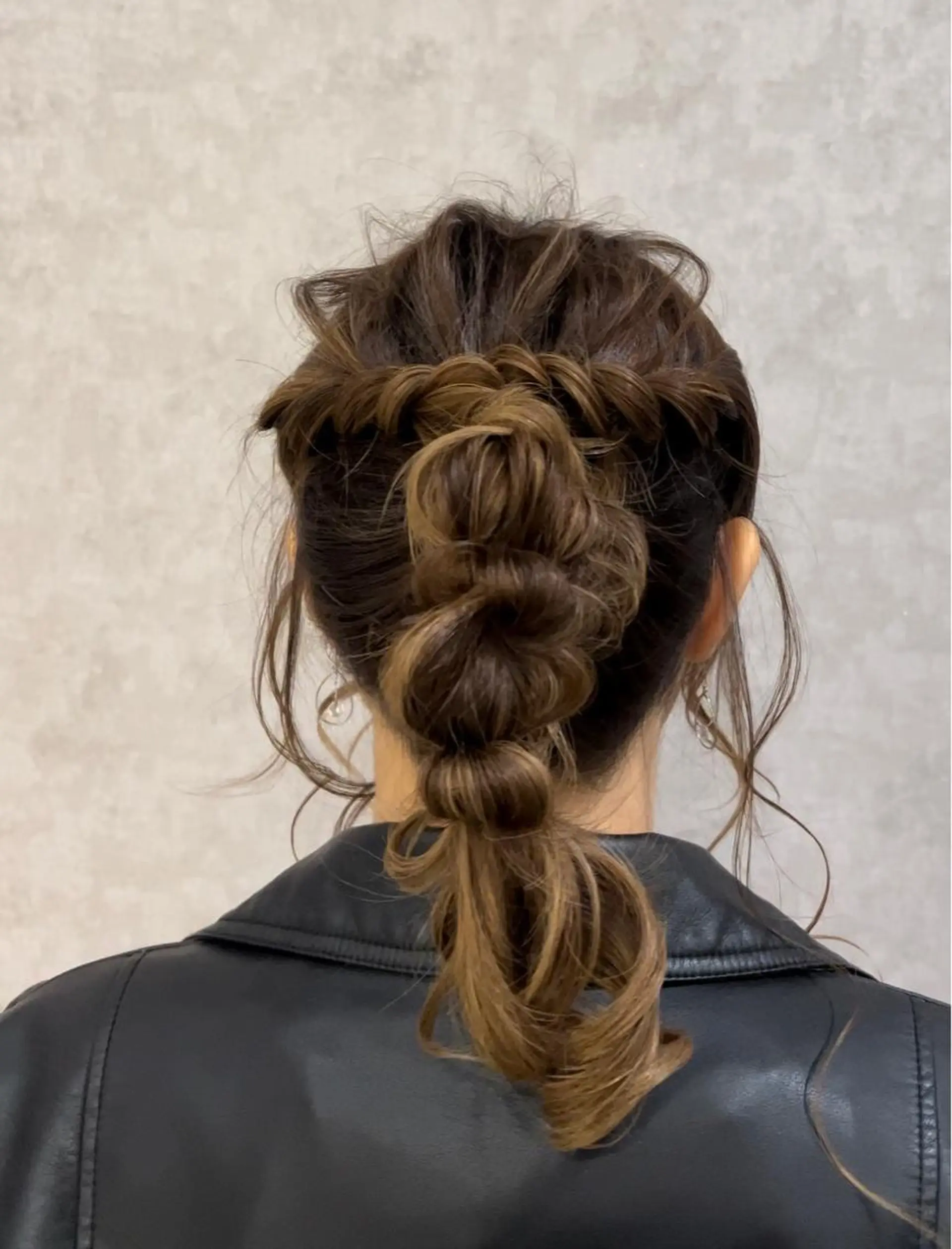 セミロング ヘアセット Rio/ヘアセット/ ハイトーンカラーのヘアスタイル