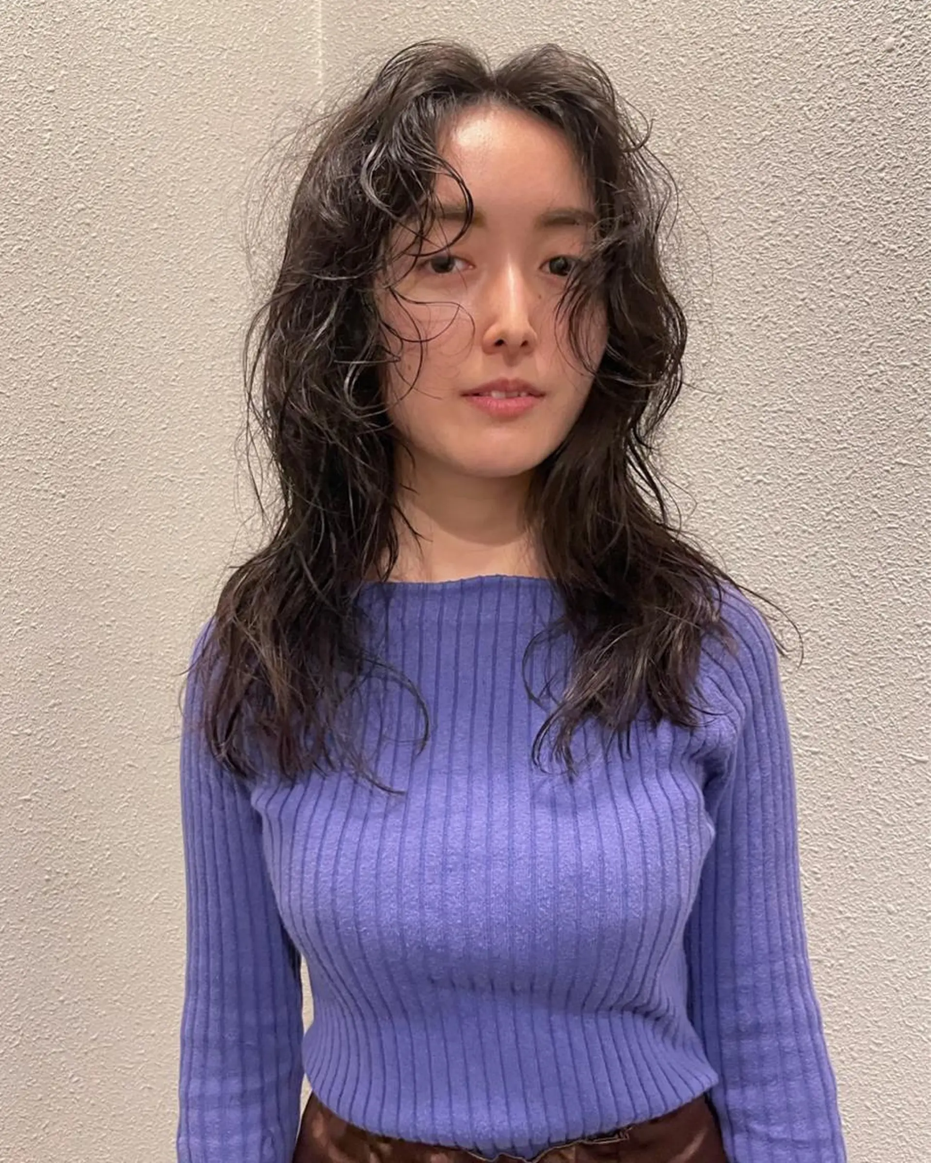 セミロング パーマ くせ毛 レイヤー/ブリーチ ♥️【木坂 桃歌】のヘアスタイル