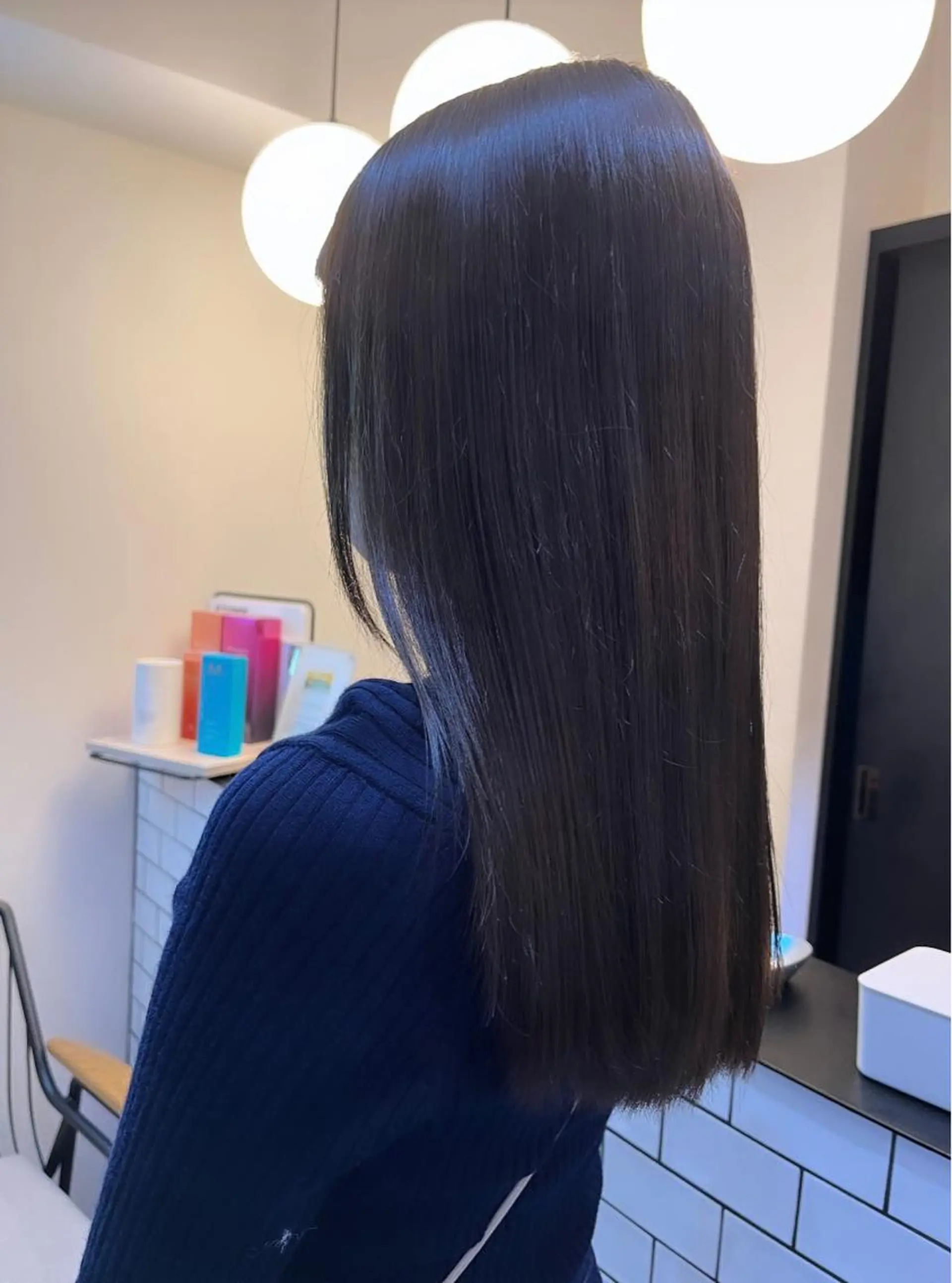 セミロング カラー オレンジ ヘアカラー ハイトーンカラー 🦋yuri🦋のヘアスタイル