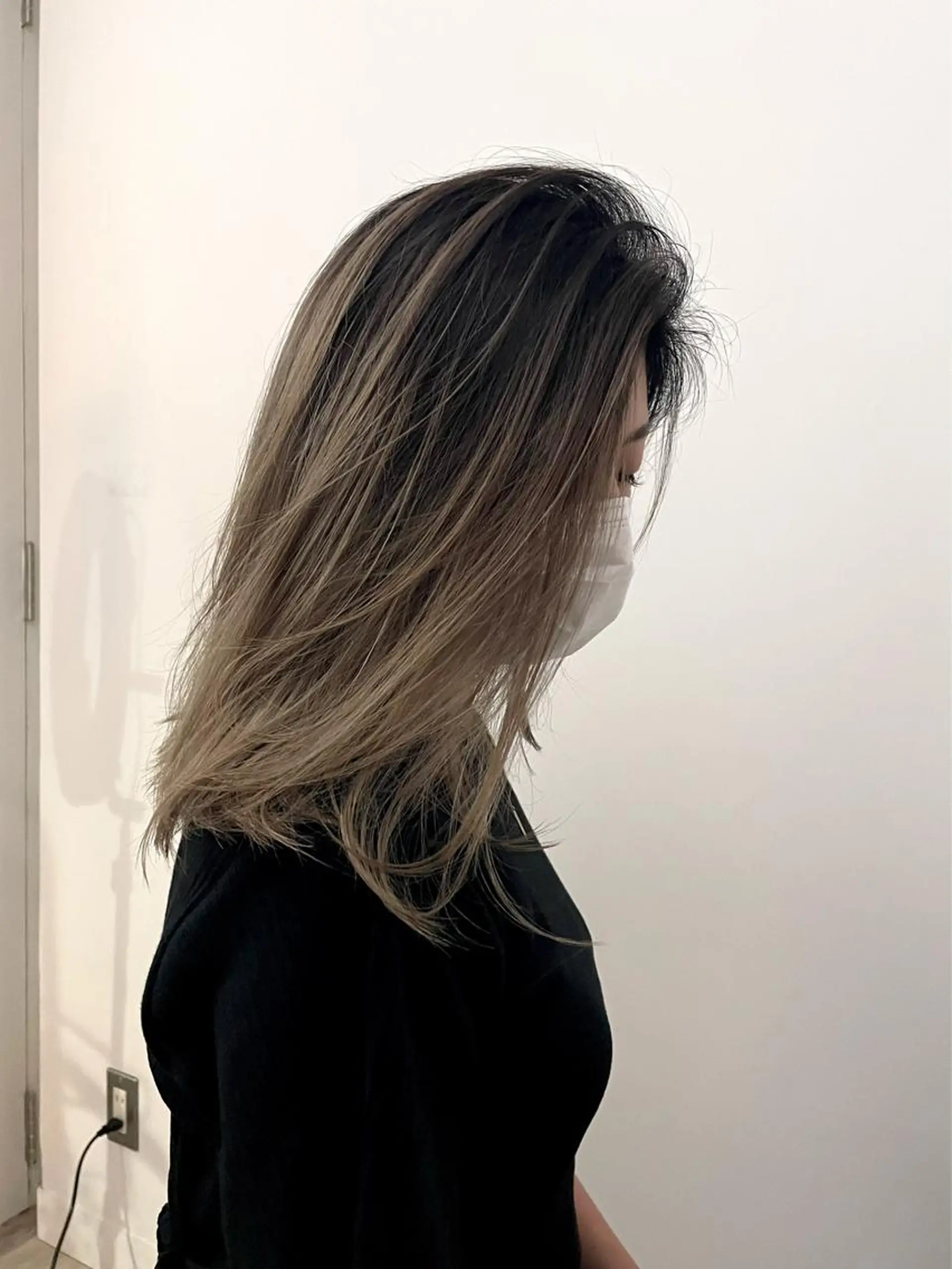 セミロング カラー ブリーチカラー🌈 石垣翔太のヘアスタイル