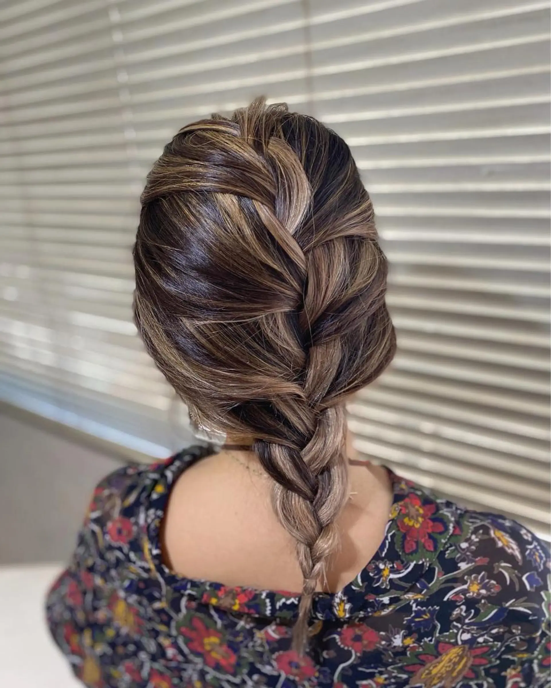 カラー ハイライトカラー Tsuyoki .のヘアスタイル