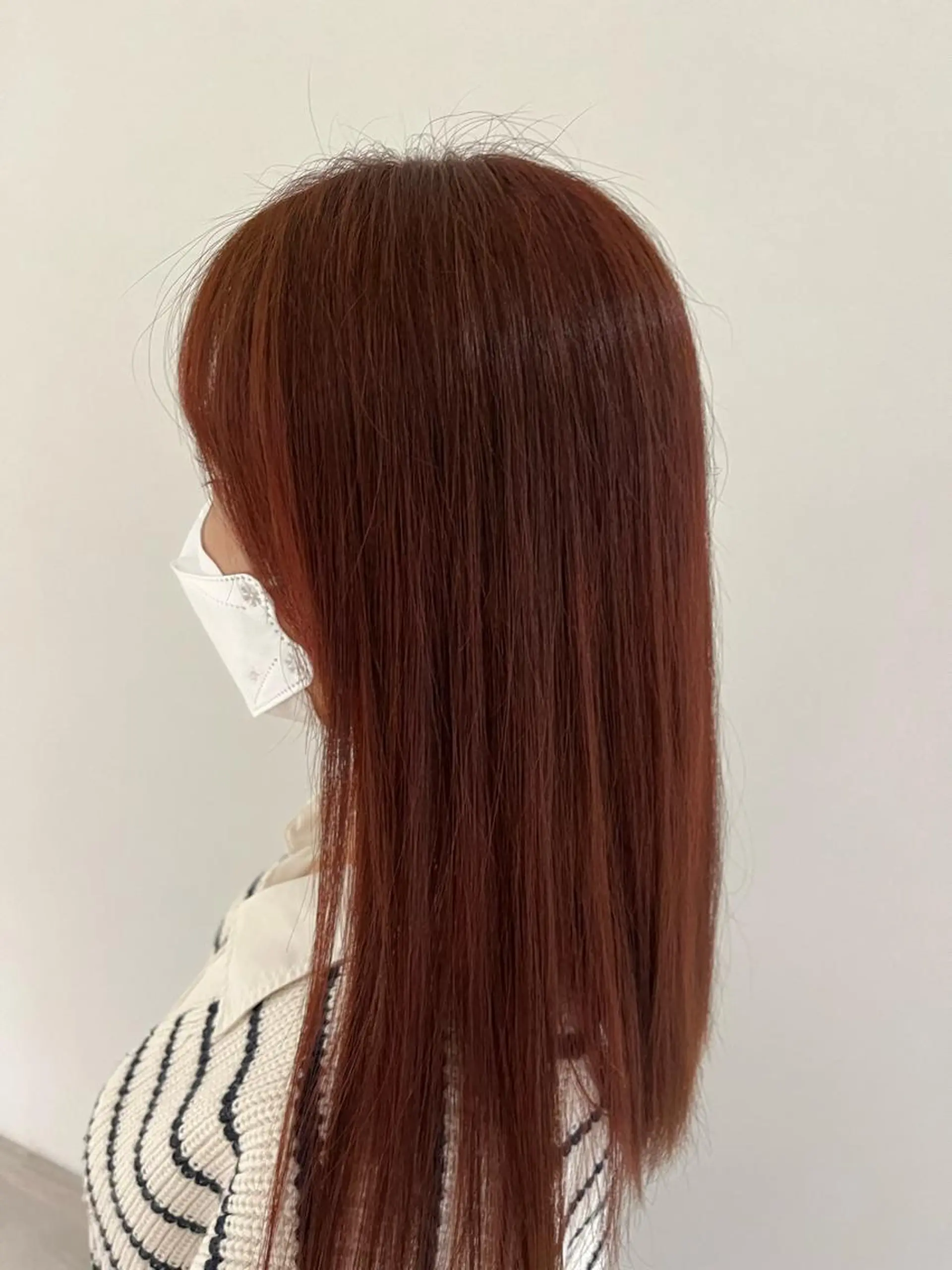 セミロング ヘアカラー 宇佐美佳／美髪 ストレート/縮毛矯正のヘアスタイル