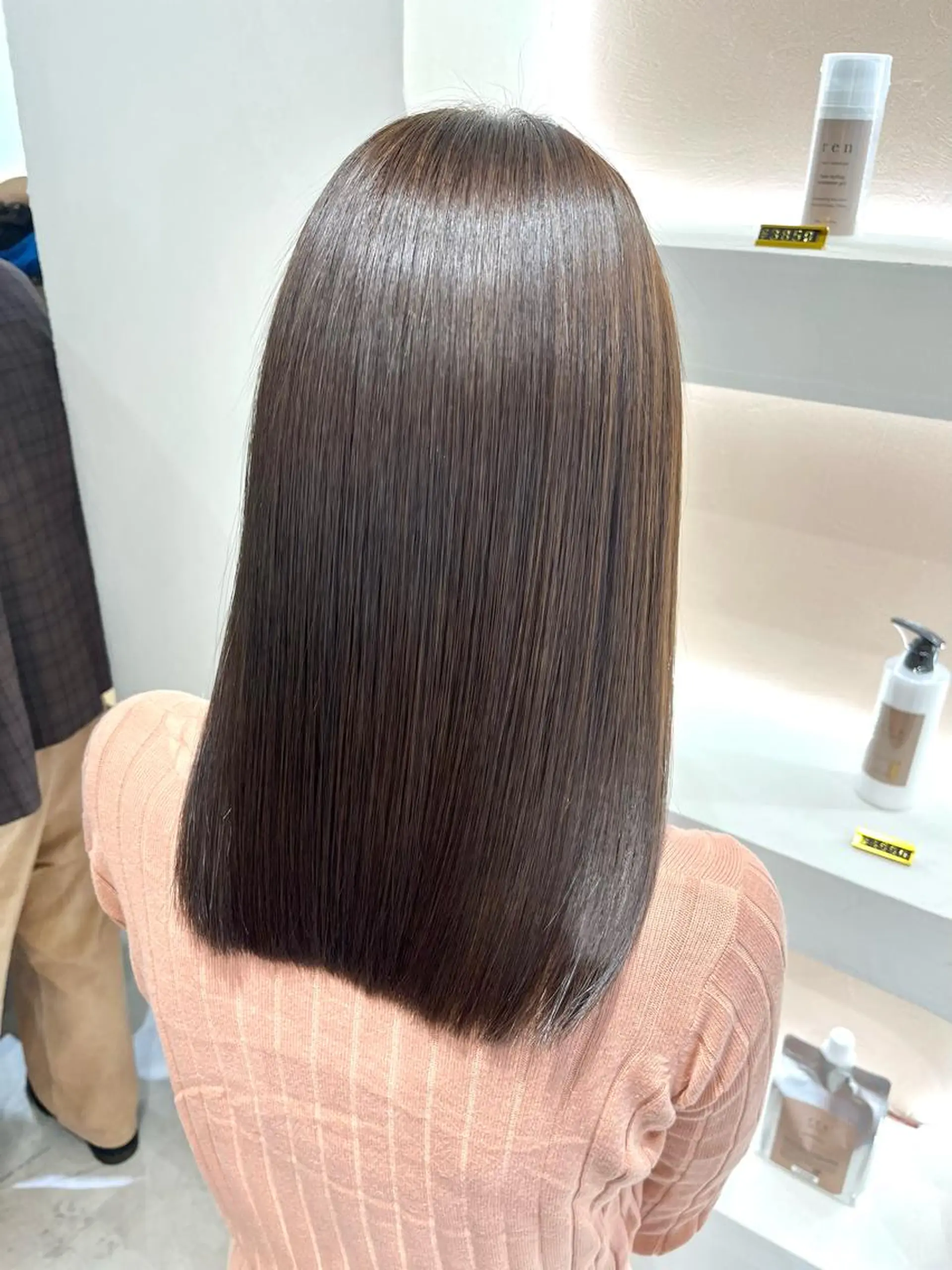 セミロング 髪質改善 トリートメント LAGRECE大阪梅田店所属・美髪矯正・髪質改善 【中村吉孝】のヘアスタイル