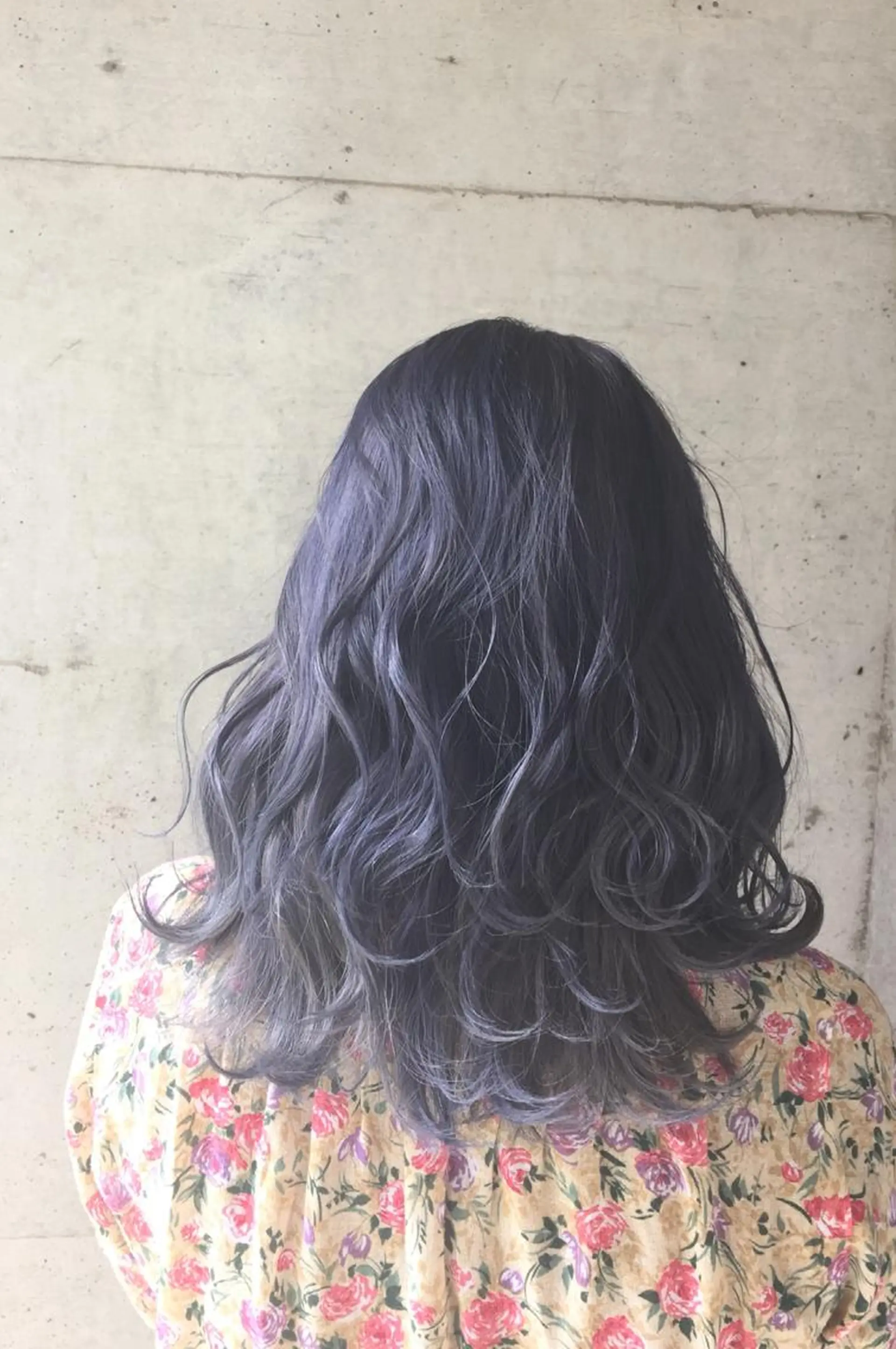 セミロング カラー ブルーカラー グラデーションカラー ネイビーカラー ヘアカラー トリートメント 髪質改善/レイヤー ストウシンゴのヘアスタイル