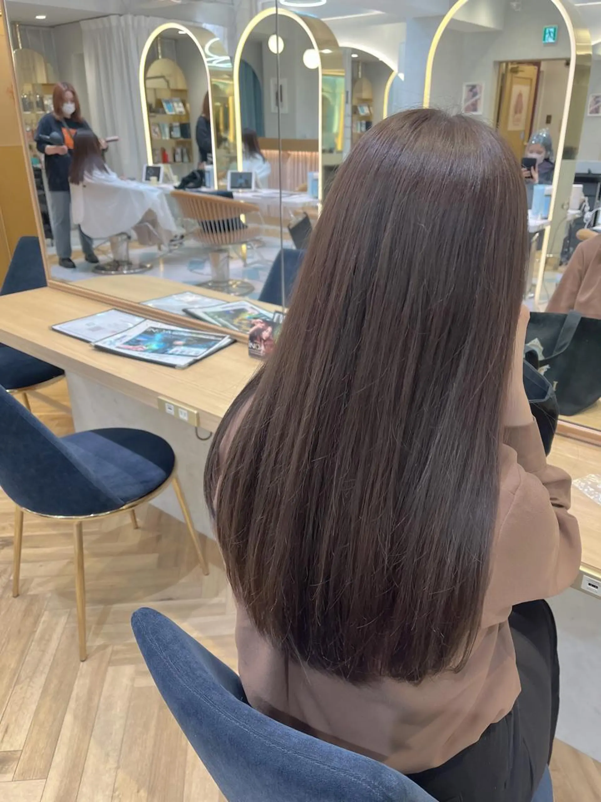 ロング 髪質改善 トリートメント トリートメント 透明感カラー│ レイヤーヘア中居美樹のヘアスタイル