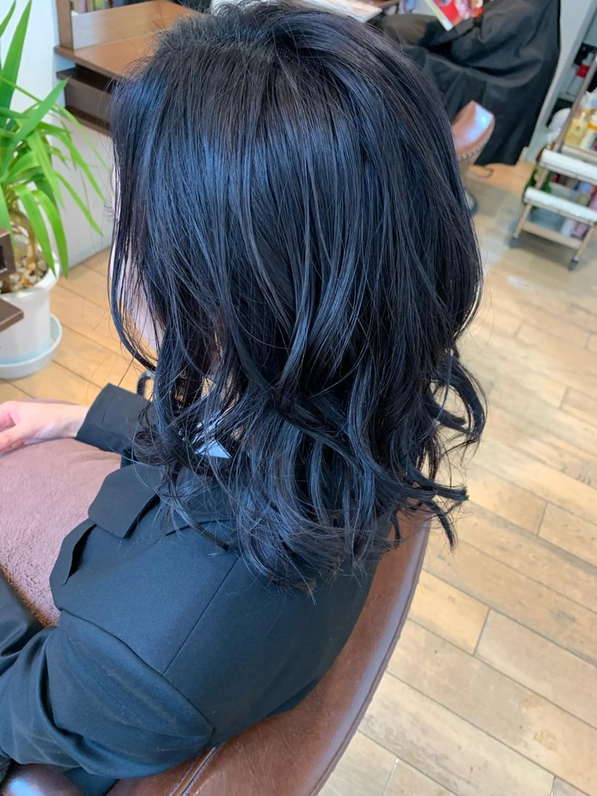 ミディアム カラー n/m by JILBLAN所属・n/m by JIL BLAN KAIのヘアスタイル