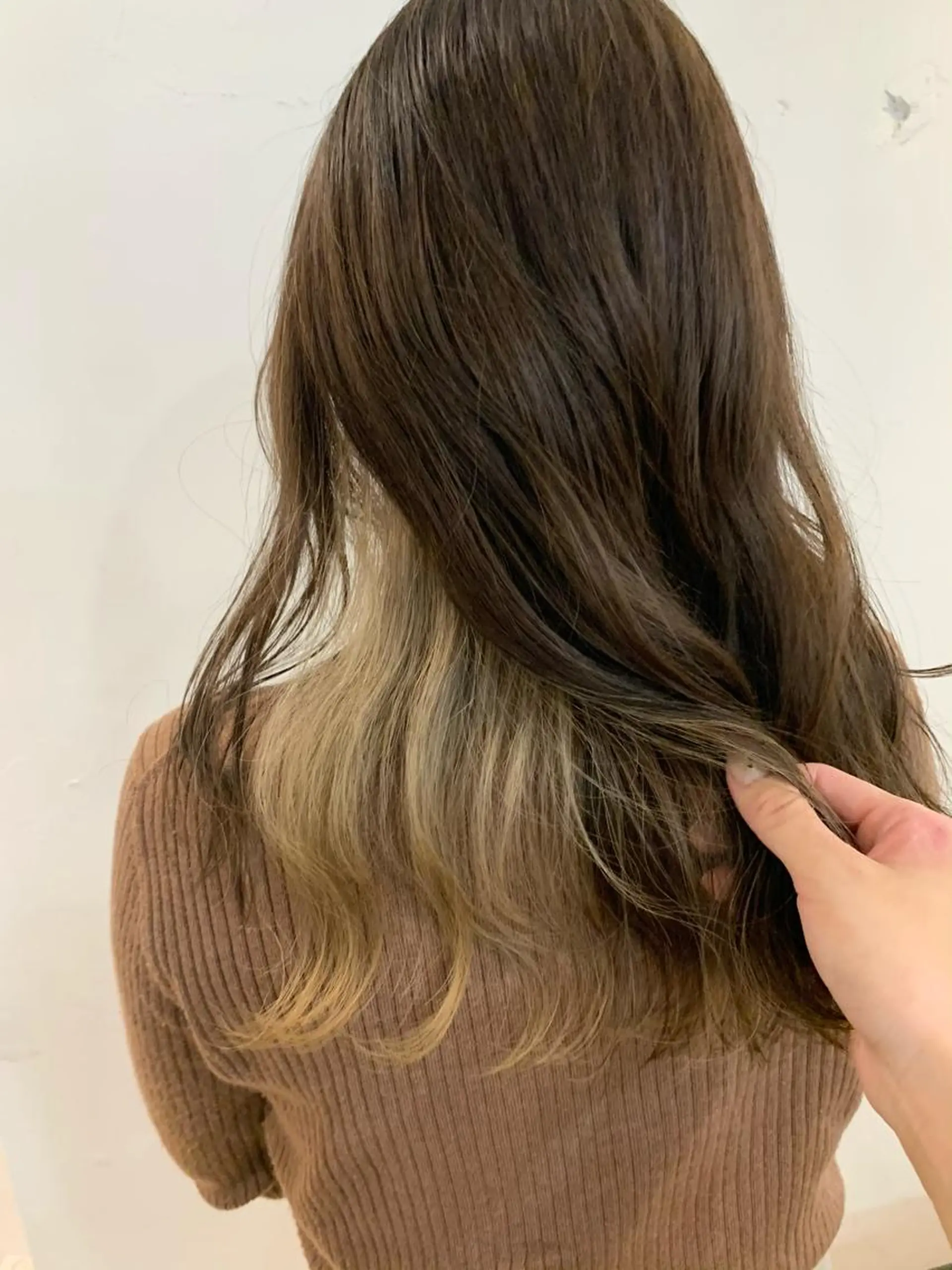 セミロング カラー ベージュカラー ブリーチ インナーカラー ラベンダーカラー ラベンダーベージュ ヘアカラー 中目黒🌼 🌼ハナのヘアスタイル