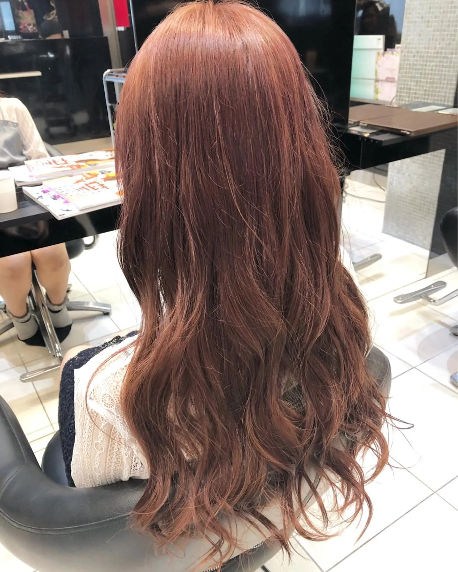 ロング カラー ピンクカラー バイオレットカラー 女性リピ90%🍨 🩷佐藤みずきのヘアスタイル