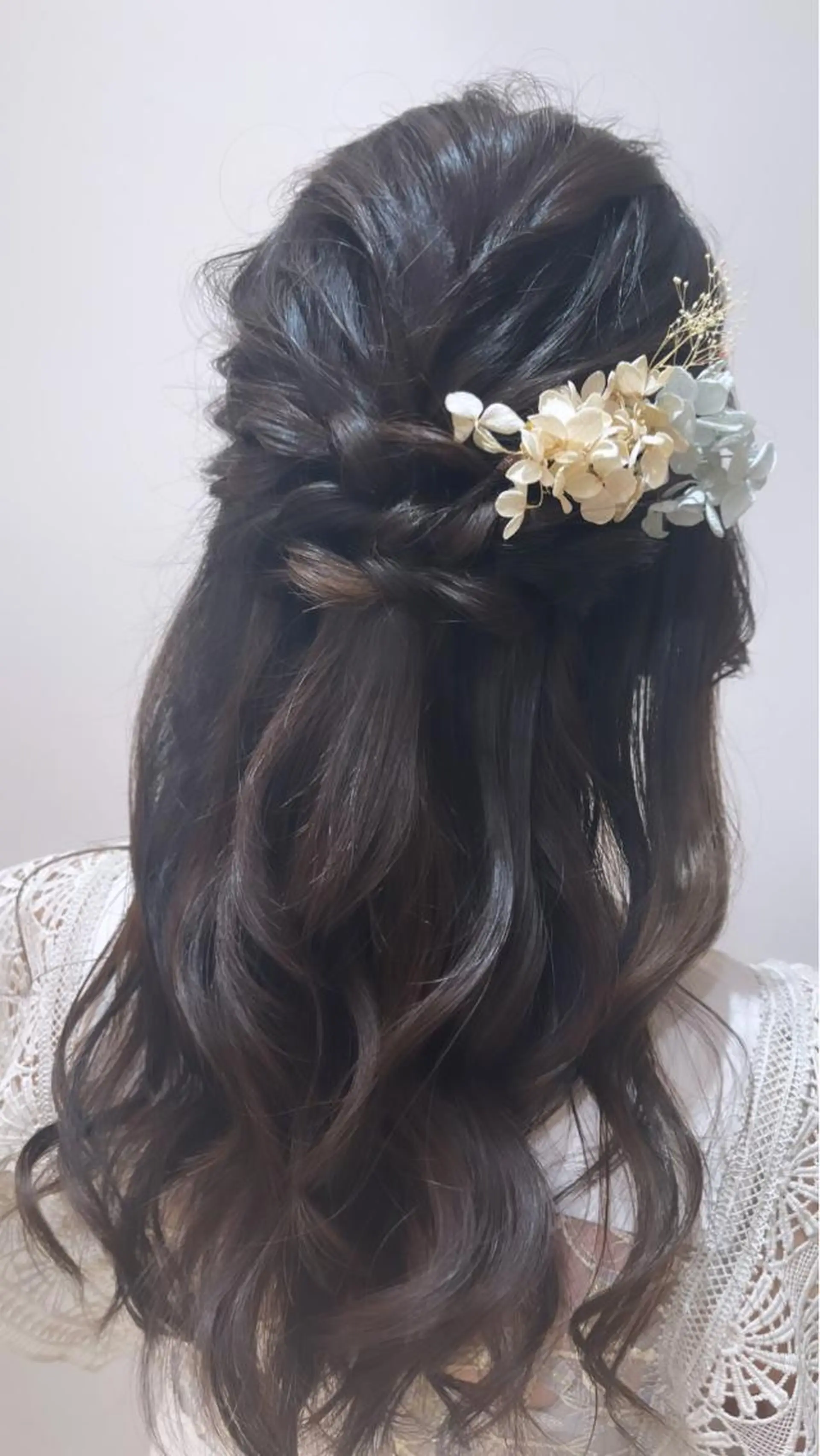 ロング ヘアアレンジ ubu share salon所属・鈴村緋女／ヘアセット ／耳ツボジュエリーのその他イメージ