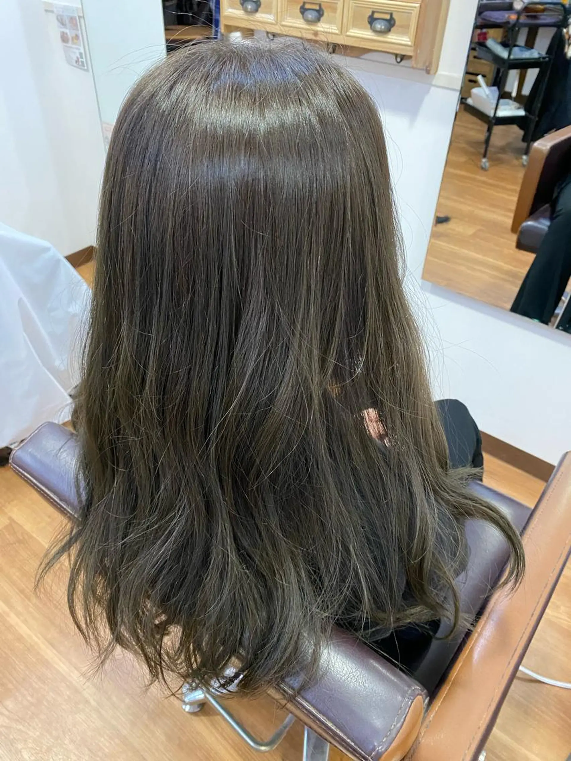 カラー flower所属・奥井 姫華のヘアスタイル