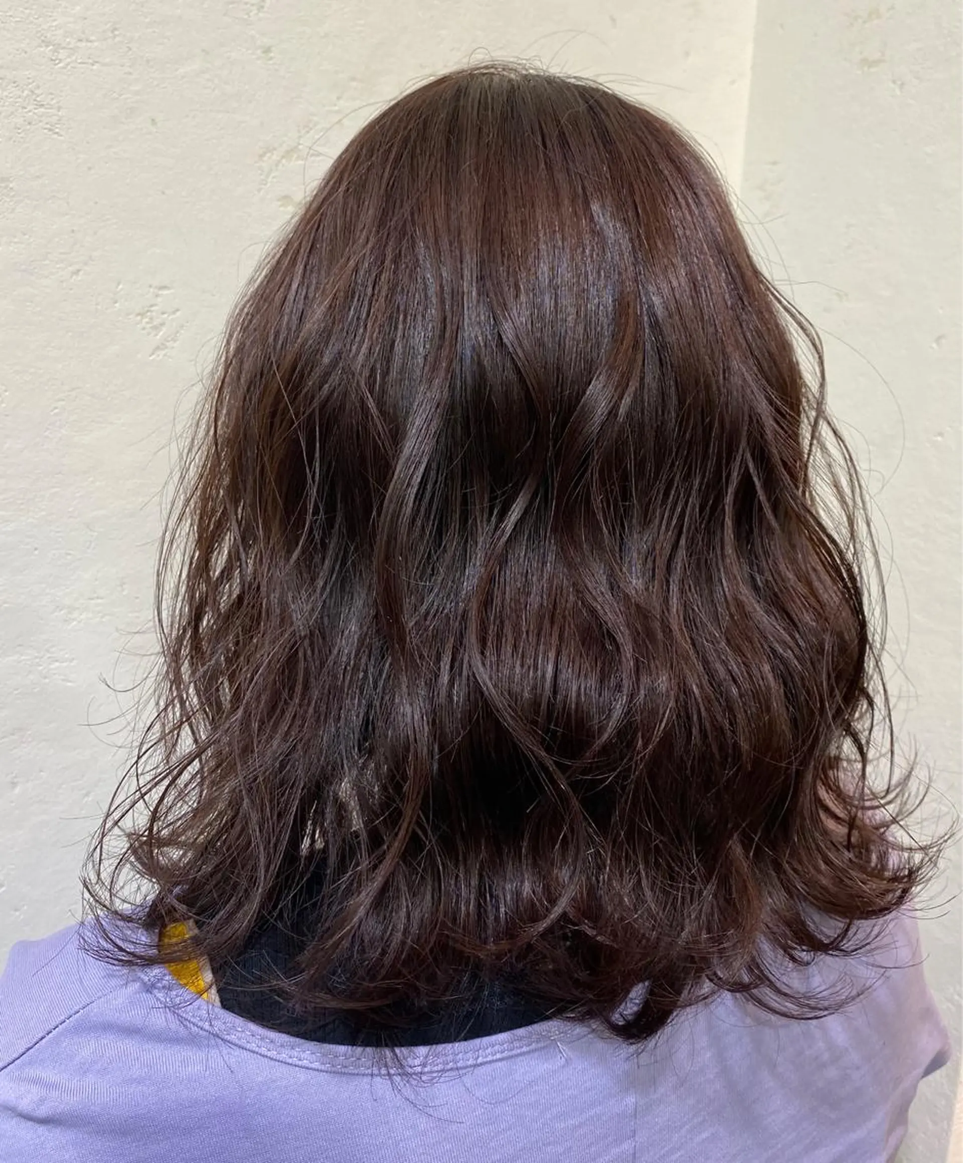 ミディアム カラー mina .のヘアスタイル