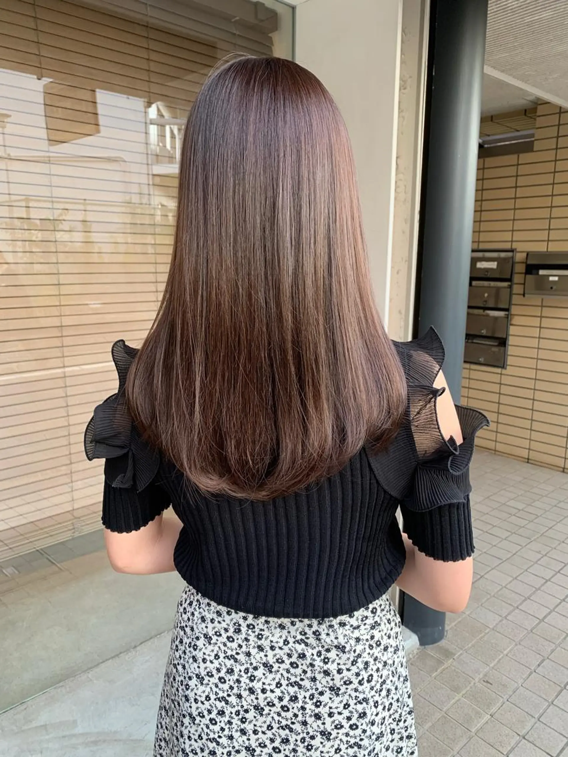 セミロング カラー カット ヘアカラー トリートメント ヘッドスパ 透明感/オリーブ/ グレージュ/YUKAのヘアスタイル