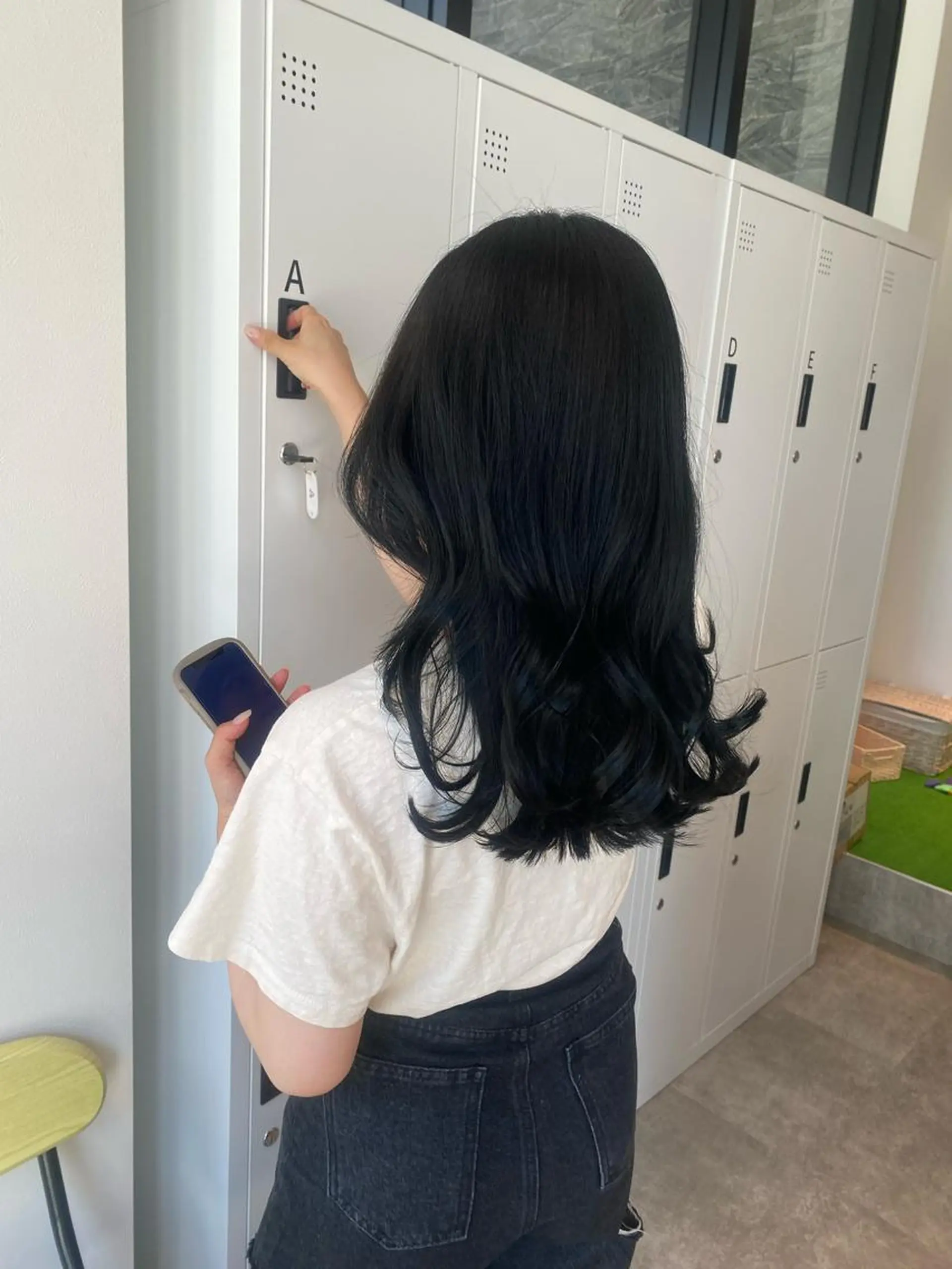 セミロング カラー 黒髪 ブルーカラー ブルーブラック オスズ 🎀´-のヘアスタイル