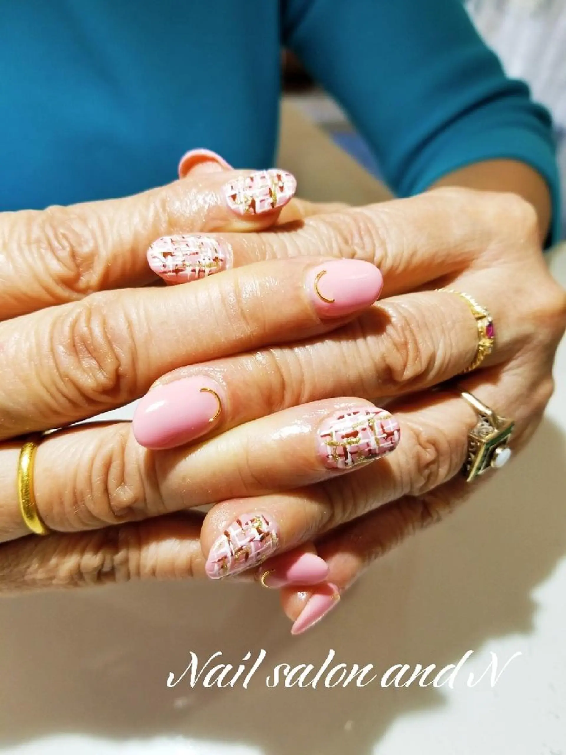 ネイル and Nのネイルデザイン