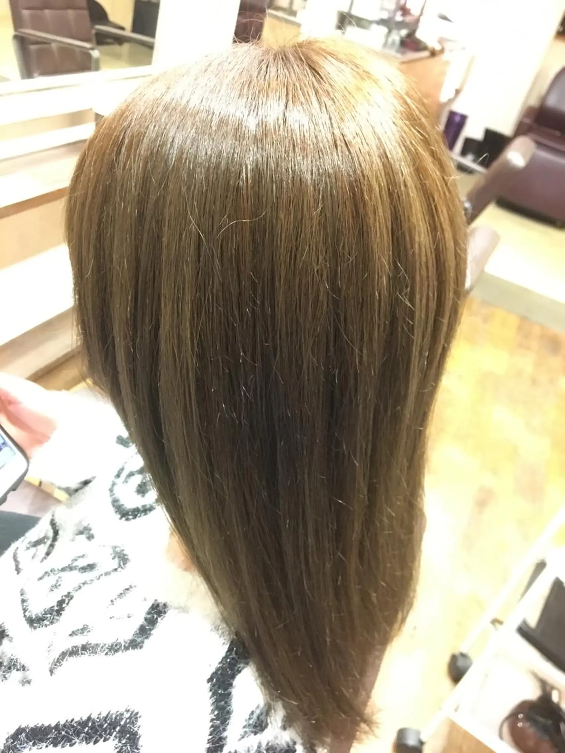 ロング ケアブリーチ&シール エクステの店和田翔莉のヘアスタイル