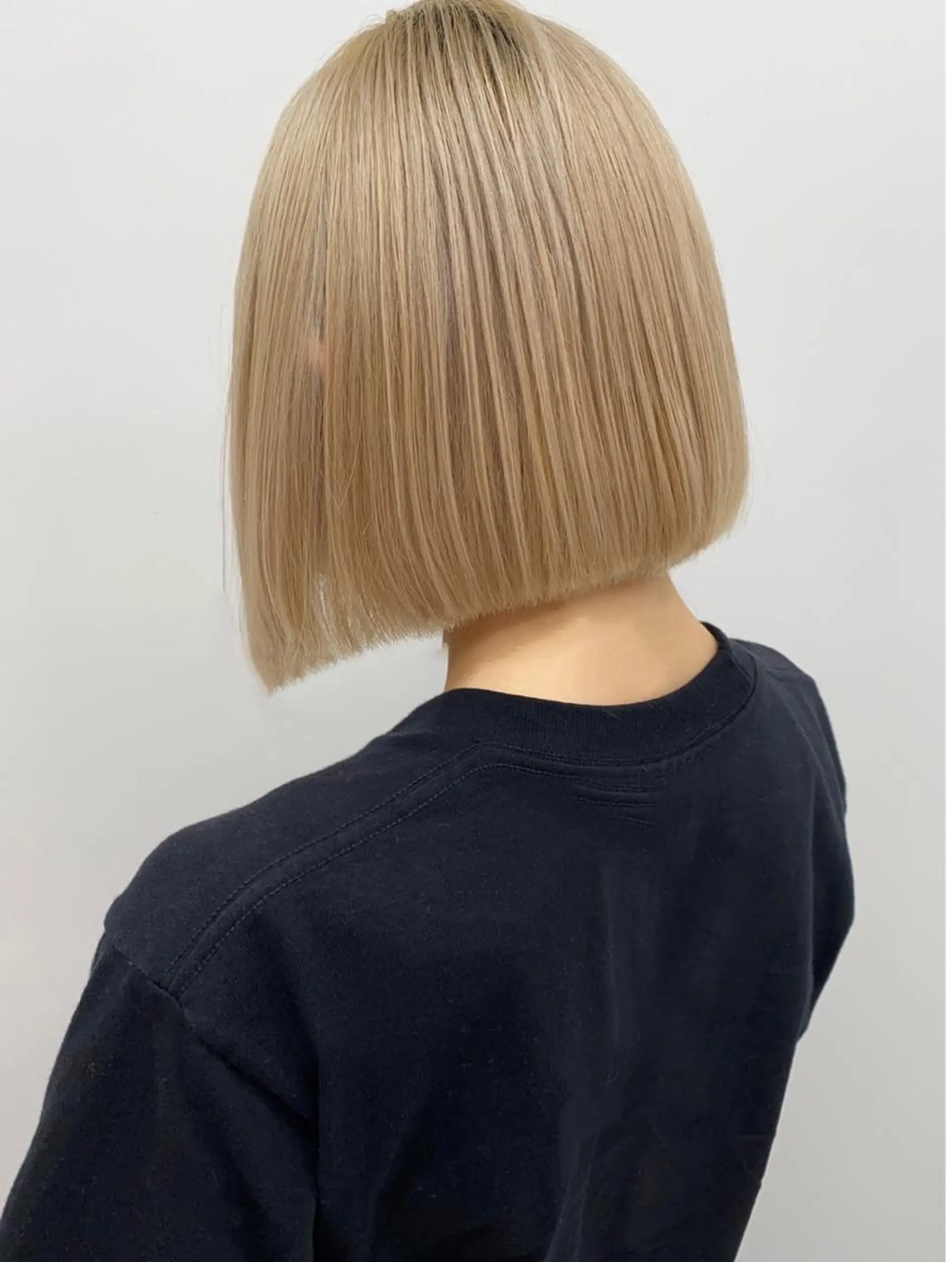 ショート lar 立川南口所属・砂岡 里奈のヘアスタイル