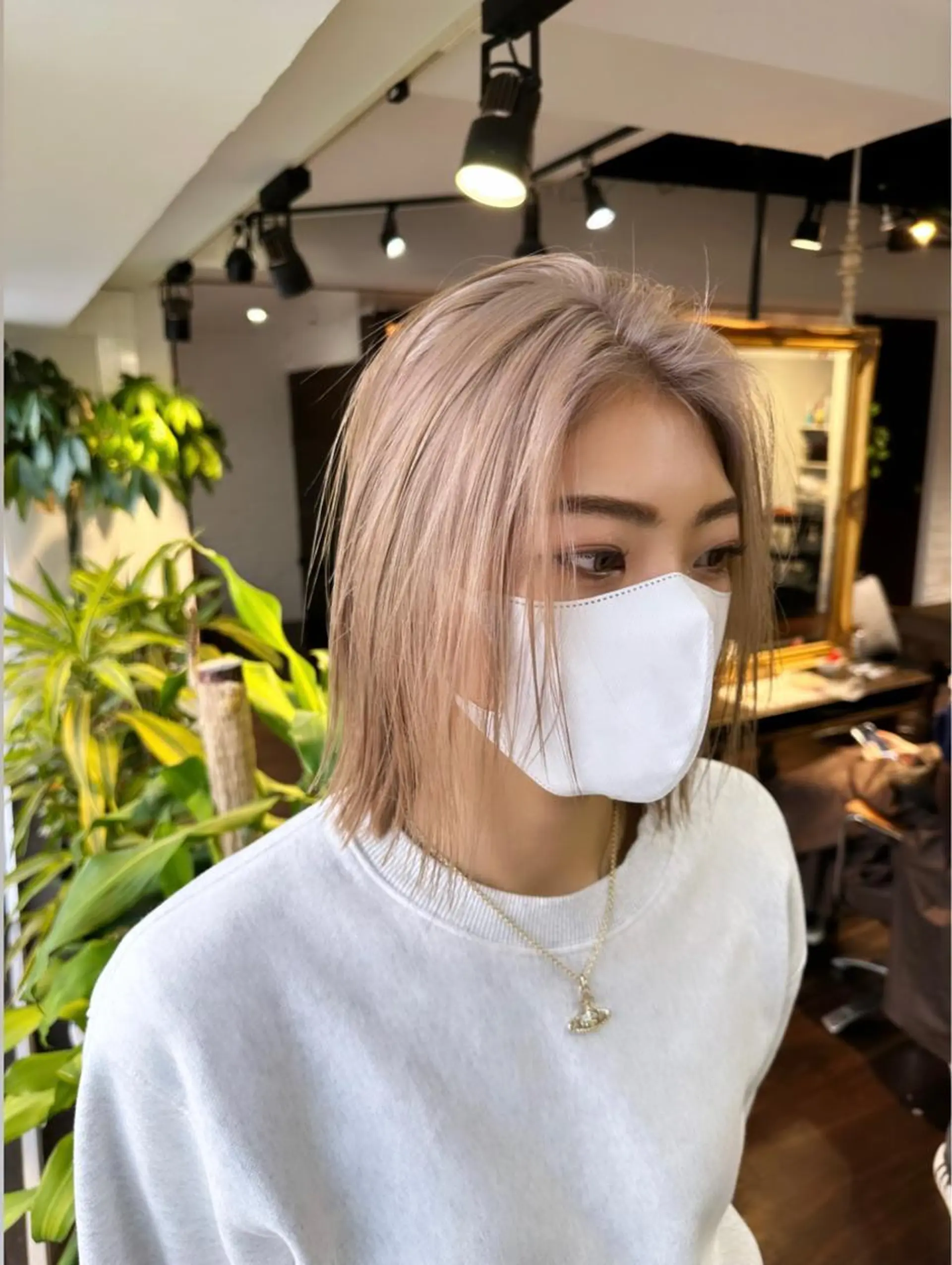 ミディアム 韓国風カラー 顔周りカット 髪質改善 韓国風ヘア トリートメント カット ヘアカラー トリートメント ワンホンヘア ケラチン/Kaitoのヘアスタイル