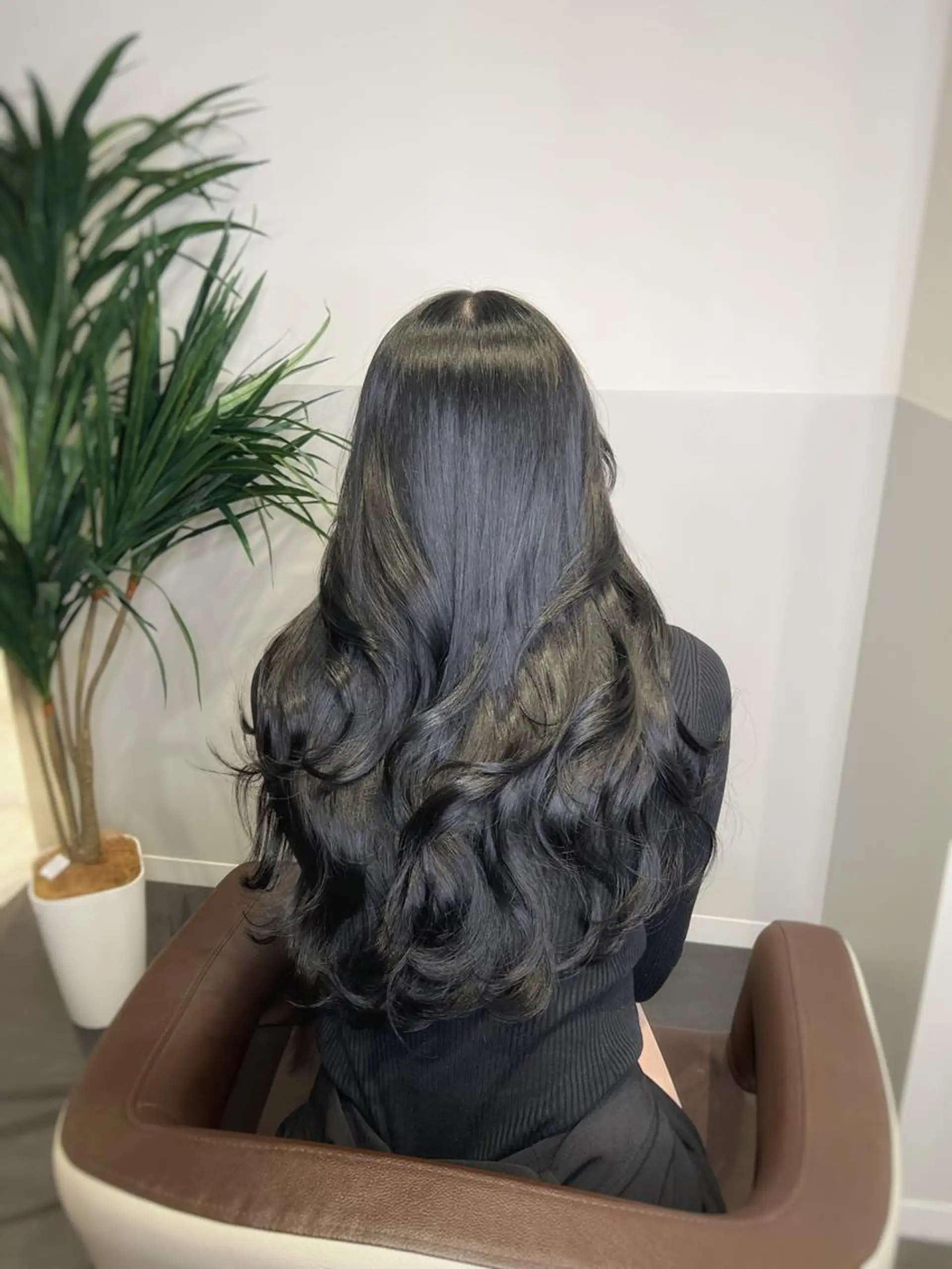 ロング 韓国風カラー 髪質改善 韓国風ヘア 縮毛矯正 トリートメント SALOWIN east店6F所属・TAKUMI 【美髪特化】のヘアスタイル