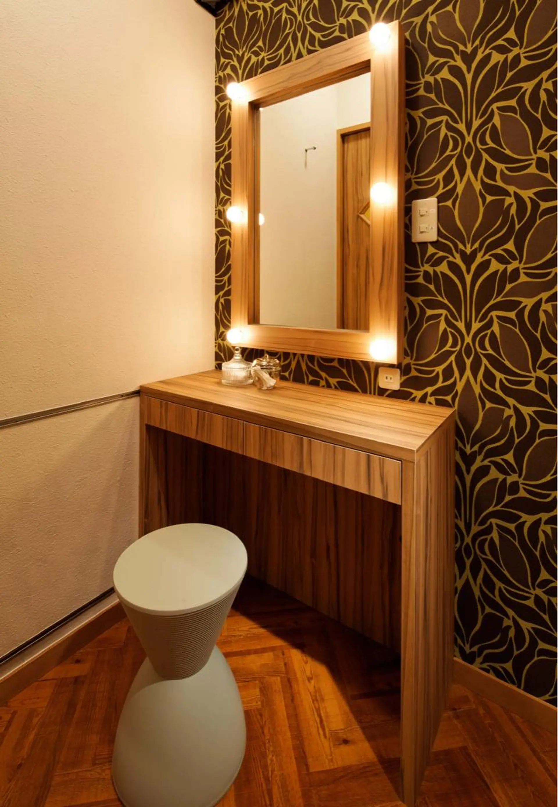 クレッシャンブルール （セラピスト）のエステ・リラクイメージ