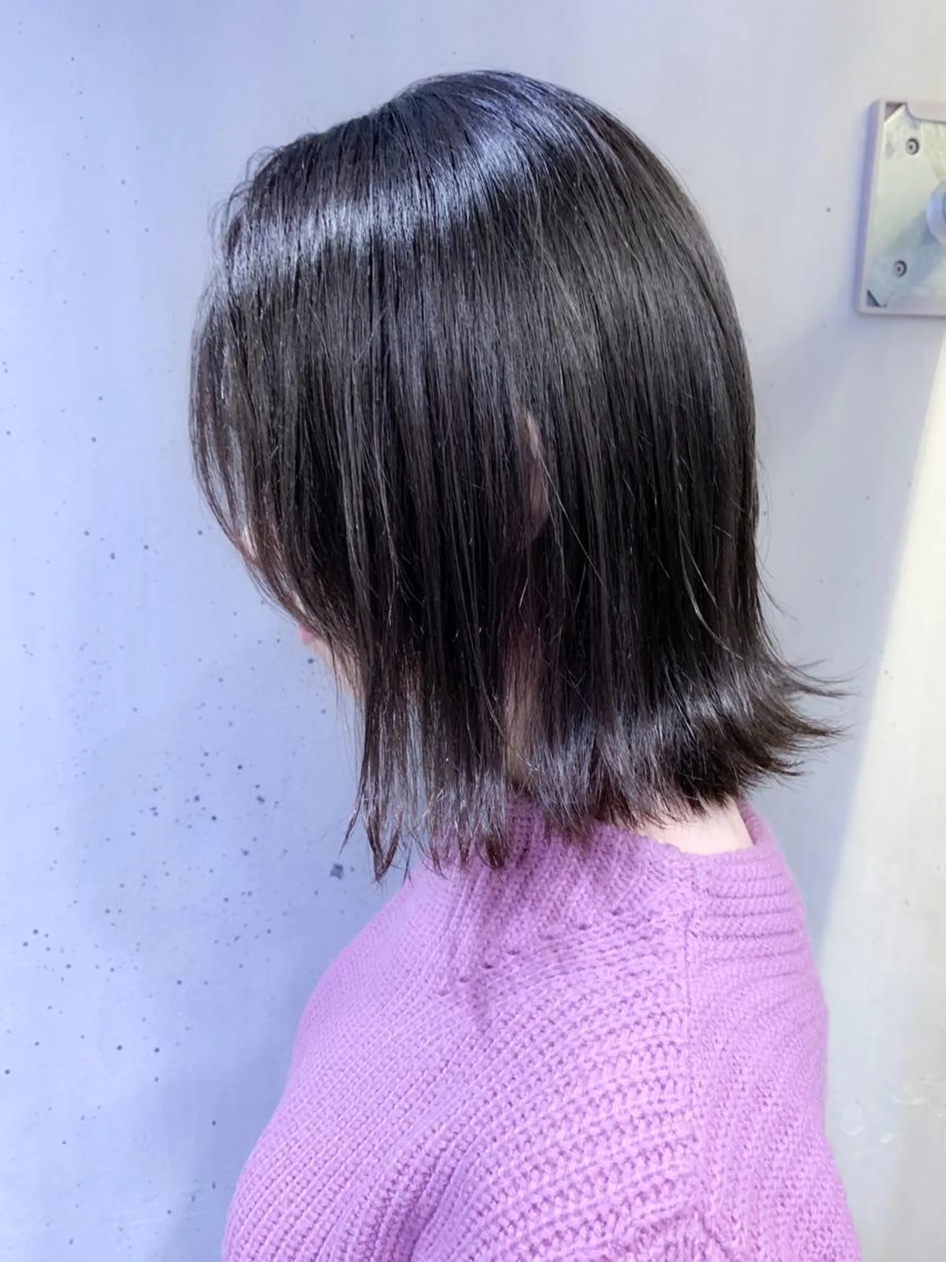 ミディアム カラー 透明感カラー ダークグレー ダークグレージュ グレージュ 大人かわいい💍🤍 ボブ/ショートボブのヘアスタイル