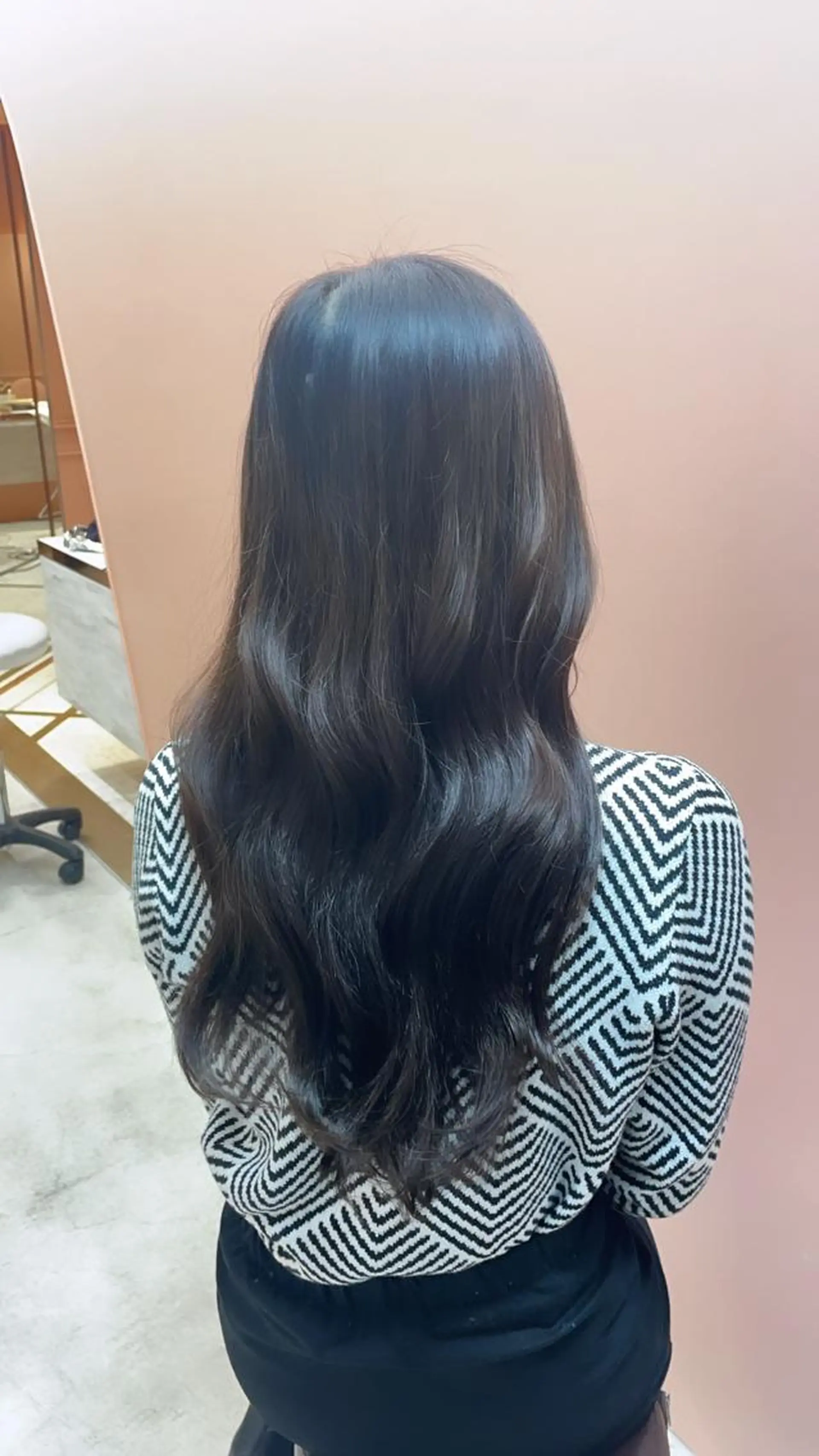 ロング 艶ハイトーン👑♡ NATSUKIのヘアスタイル