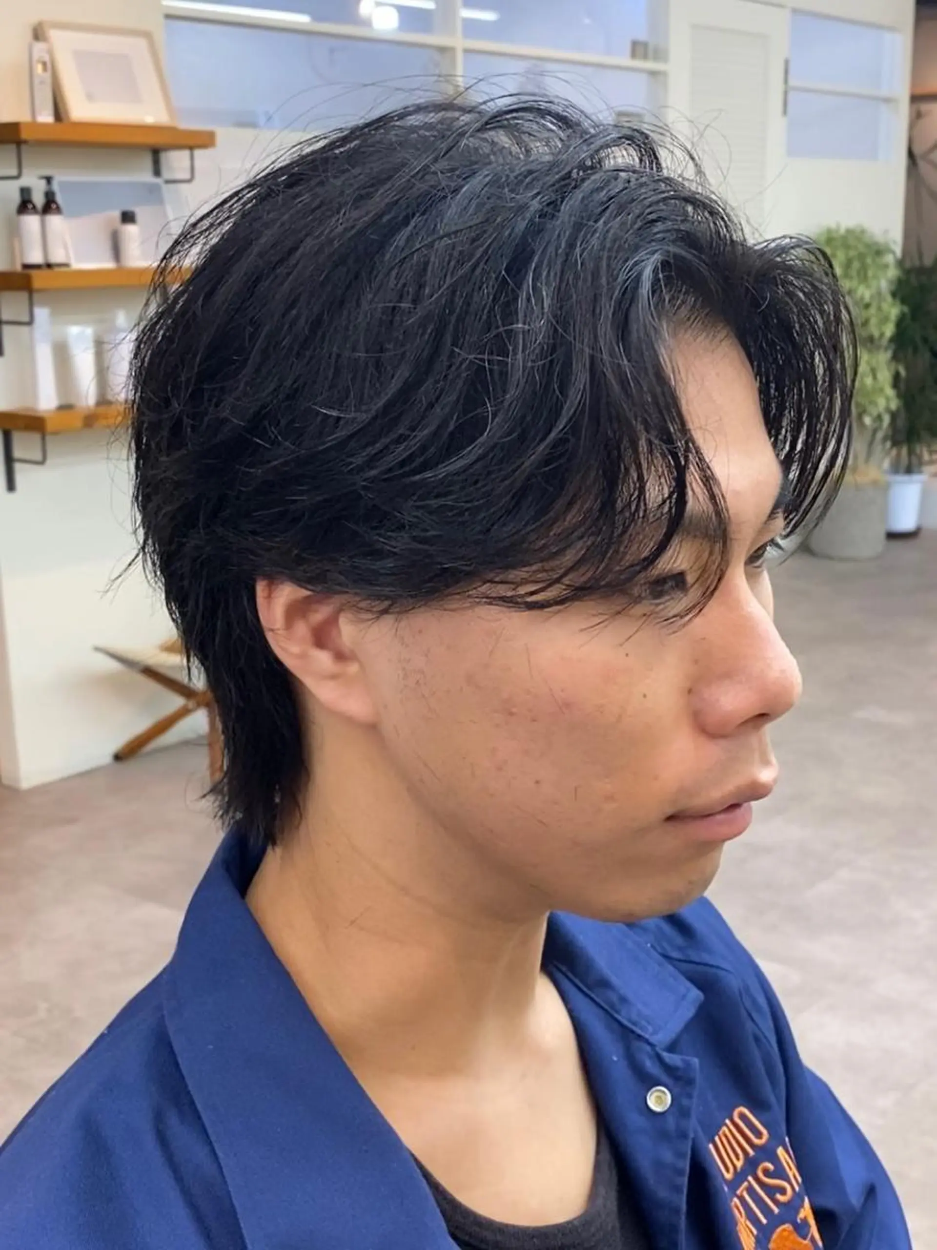 ショート パーマ メンズ センターパート メンズパーマ メンズウルフカット ウルフカット JINKIメンズ特化 メンズカットパーマのヘアスタイル